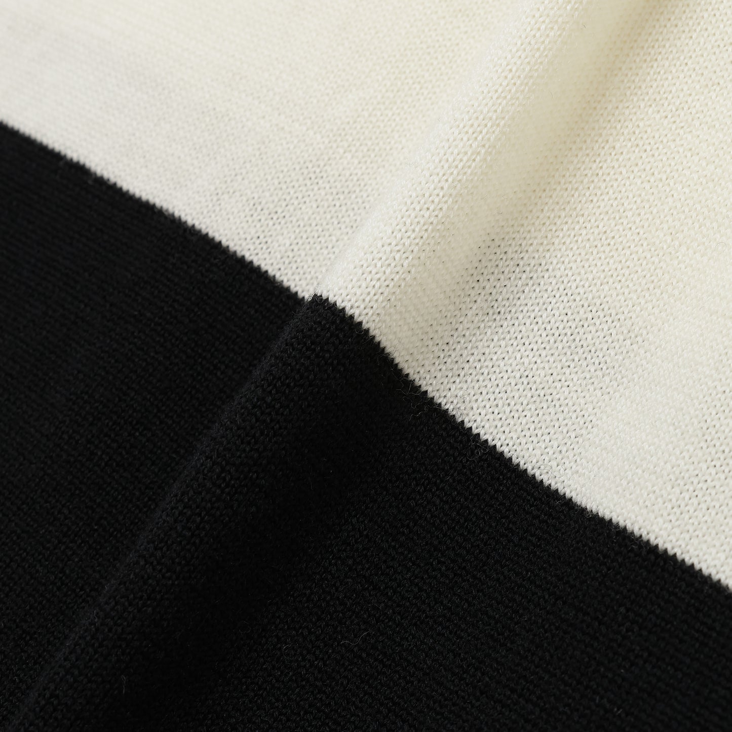 sise border knit