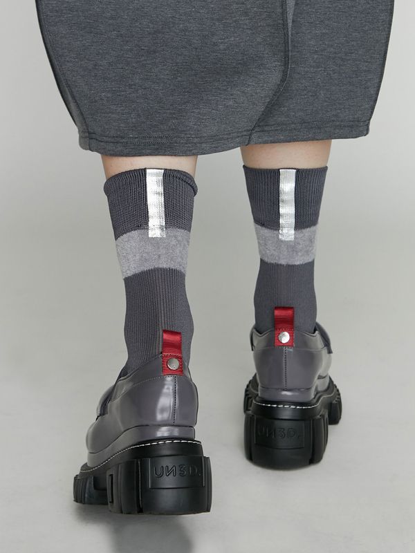 back foil one tone socks