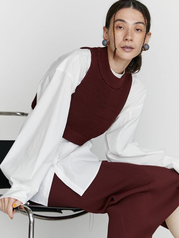 w triangle tuck sh