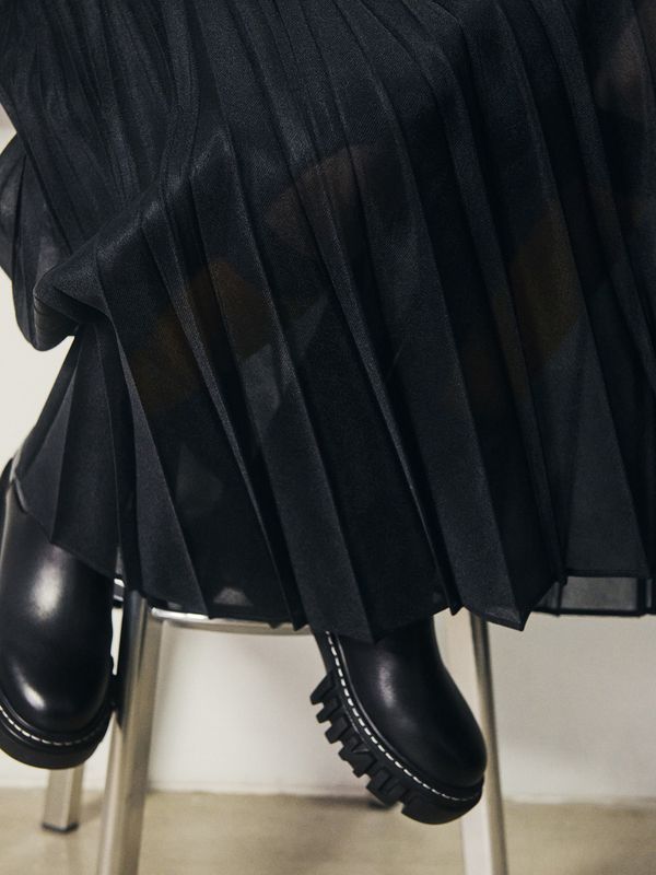 sheer origami pleats sk