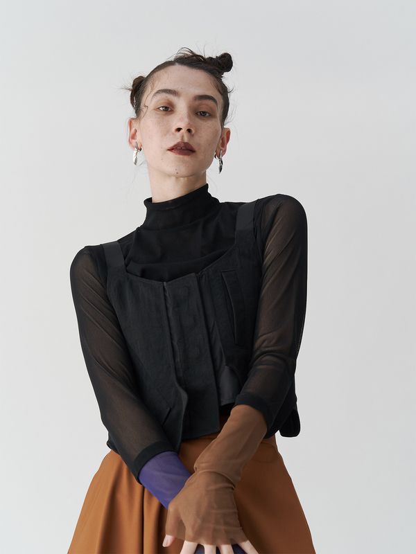 half bi-color sleeve tulle top
