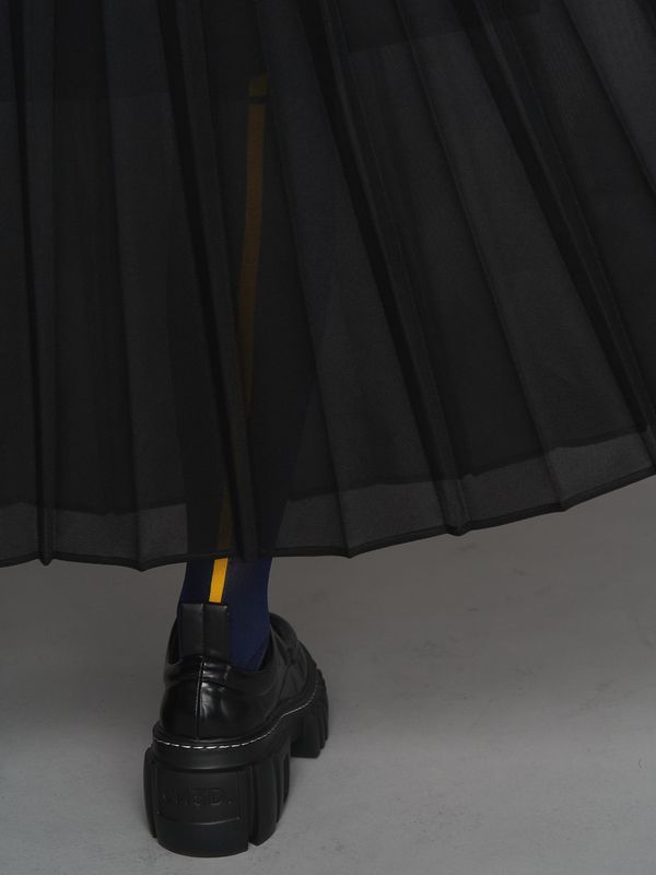 sheer origami pleats sk