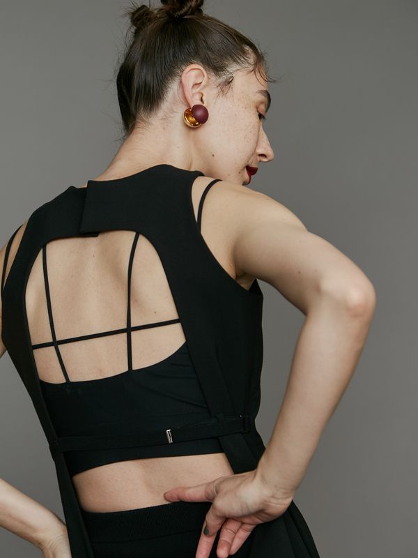 back line bare top