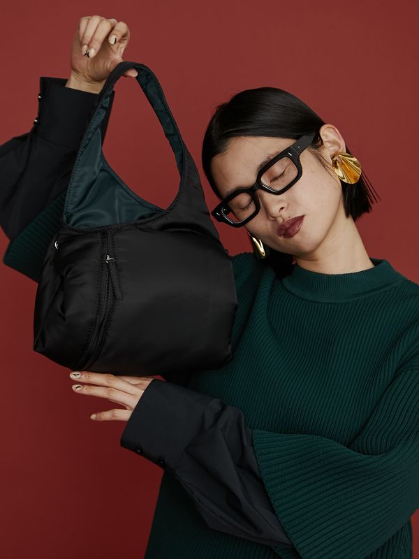 2way padded triangle bag