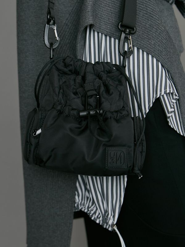 quilting shoulder bag