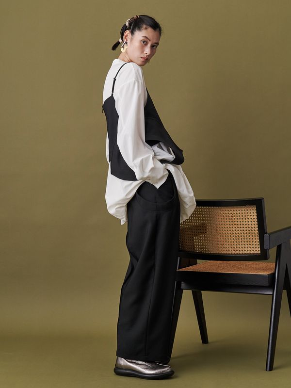 hole detail camisole