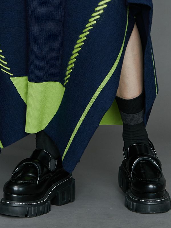 back foil one tone socks