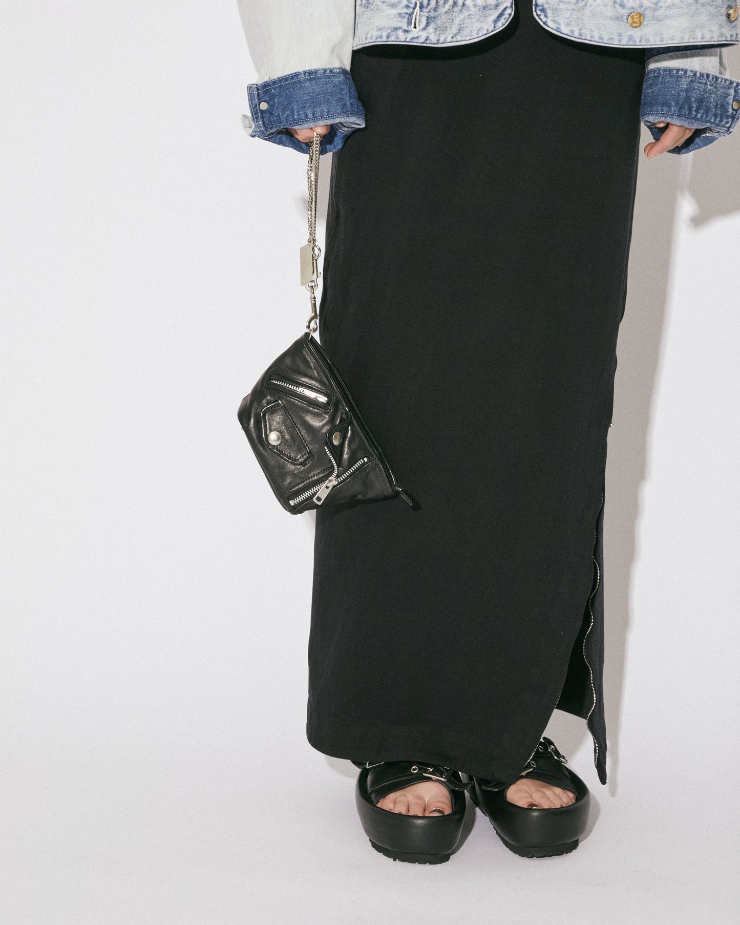 riders buckle sandals