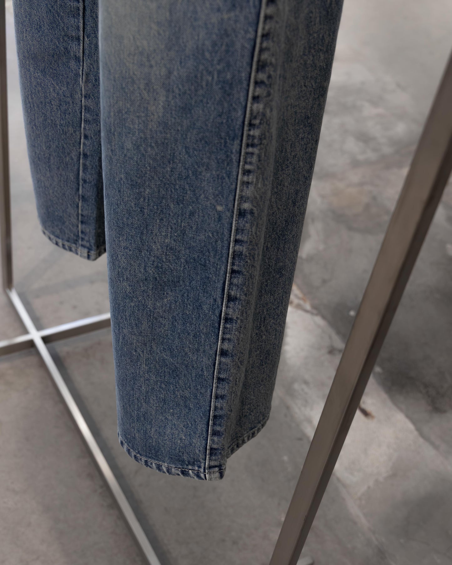 sise denim pants