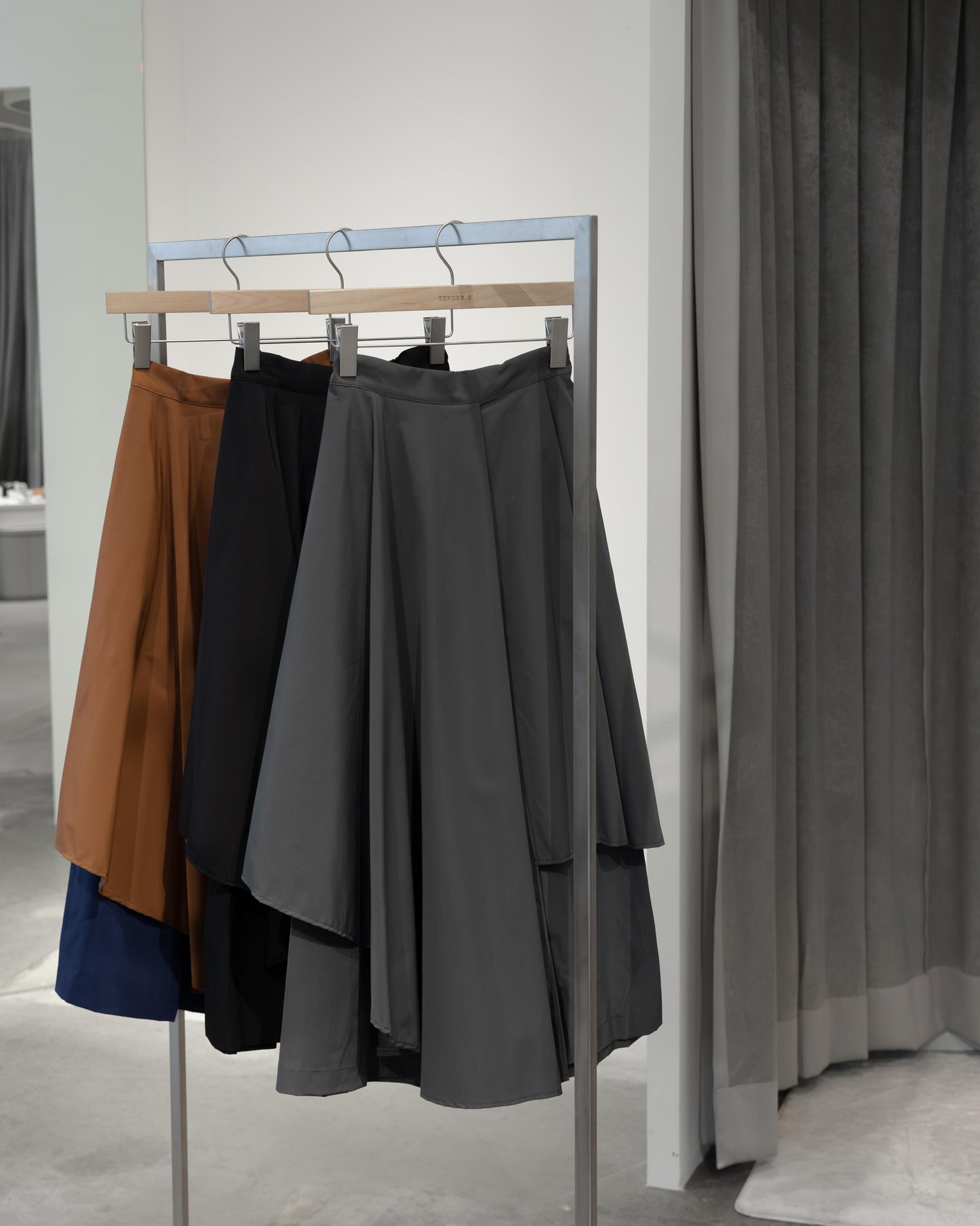 asymme layered pt