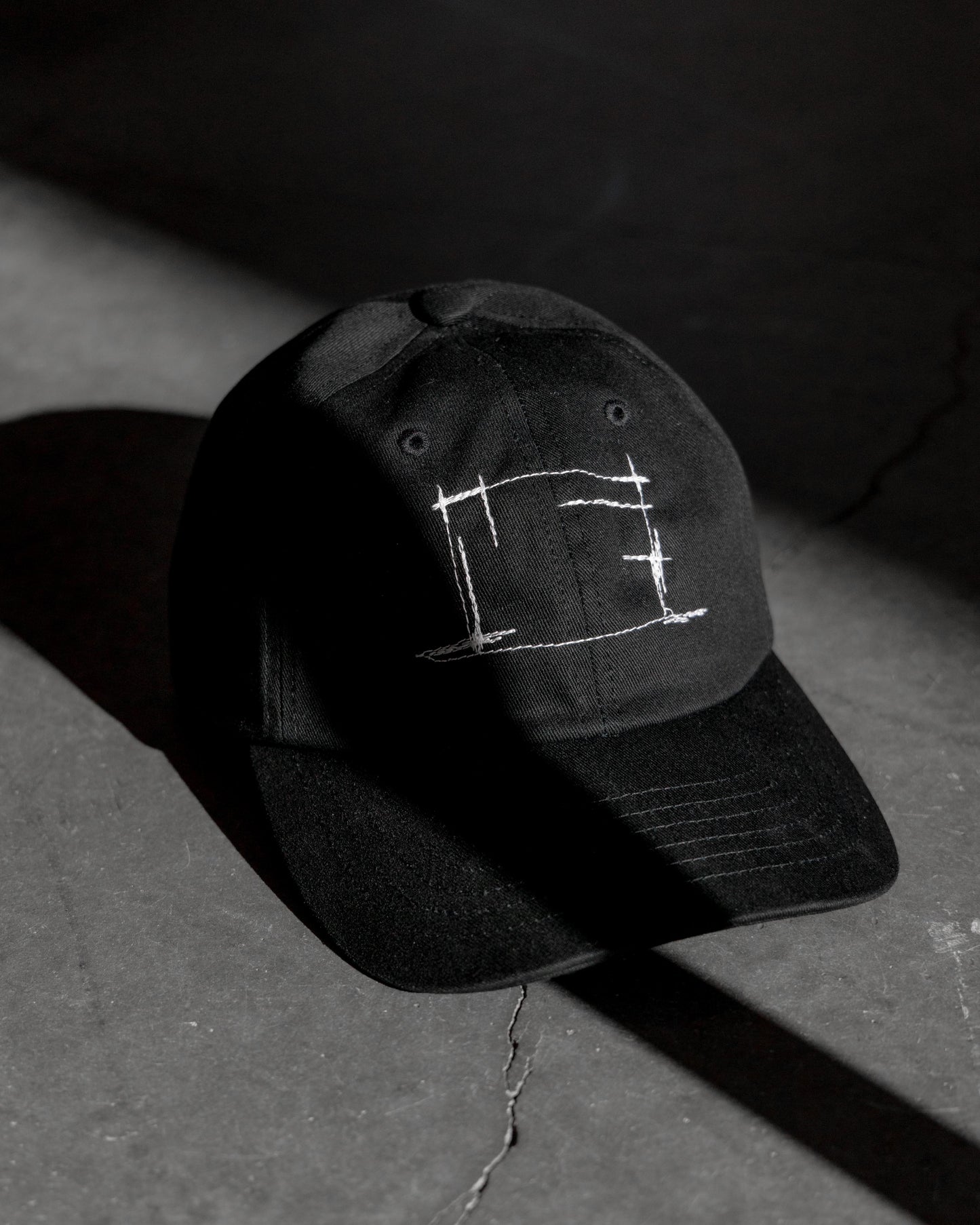 sise stitch cap