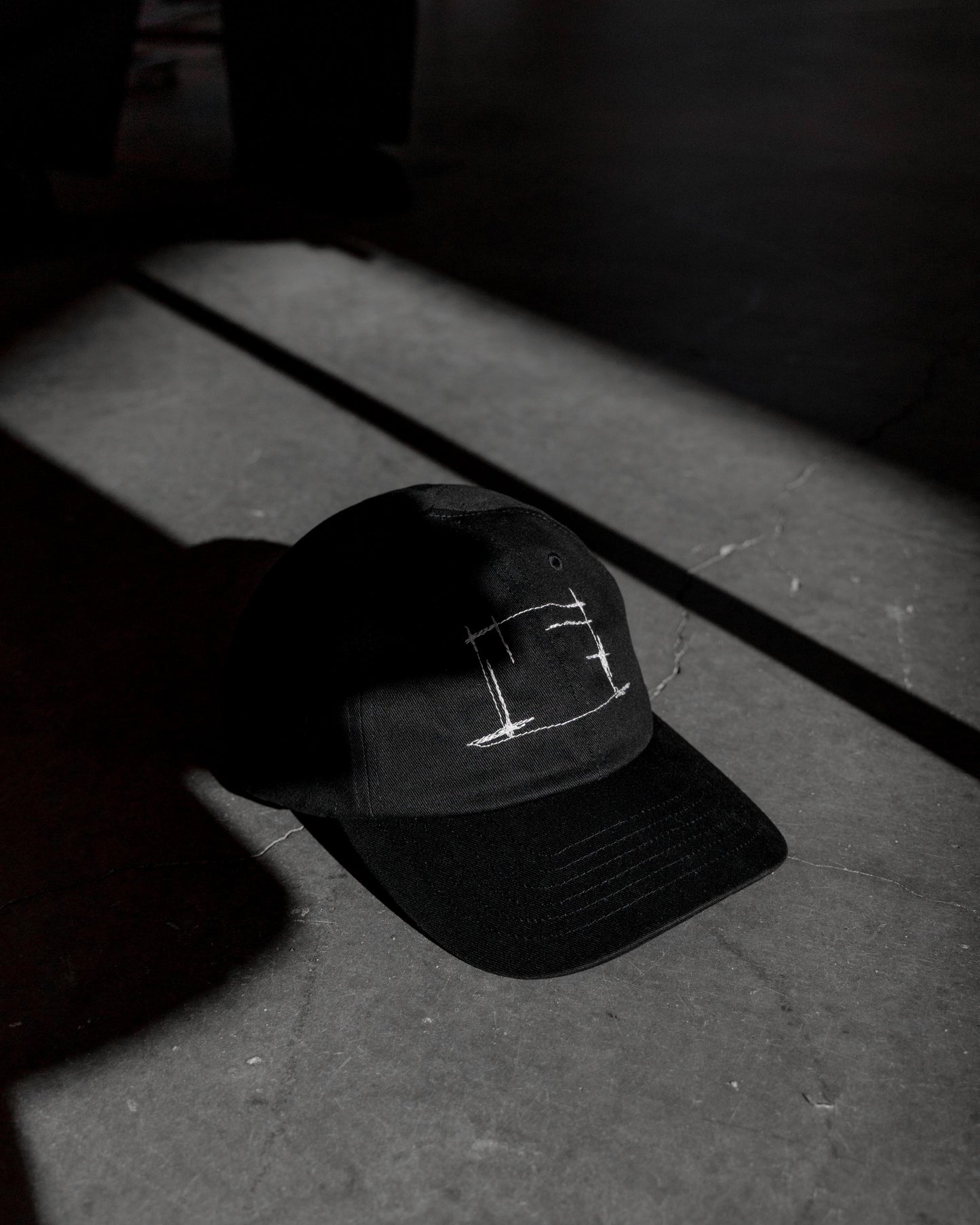 sise stitch cap
