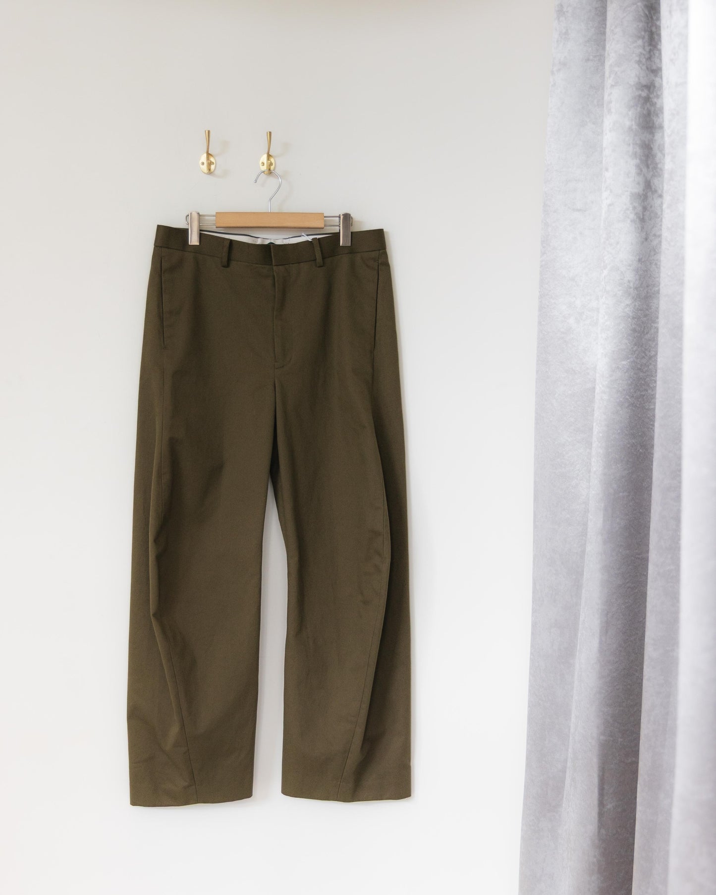 inflate trousers