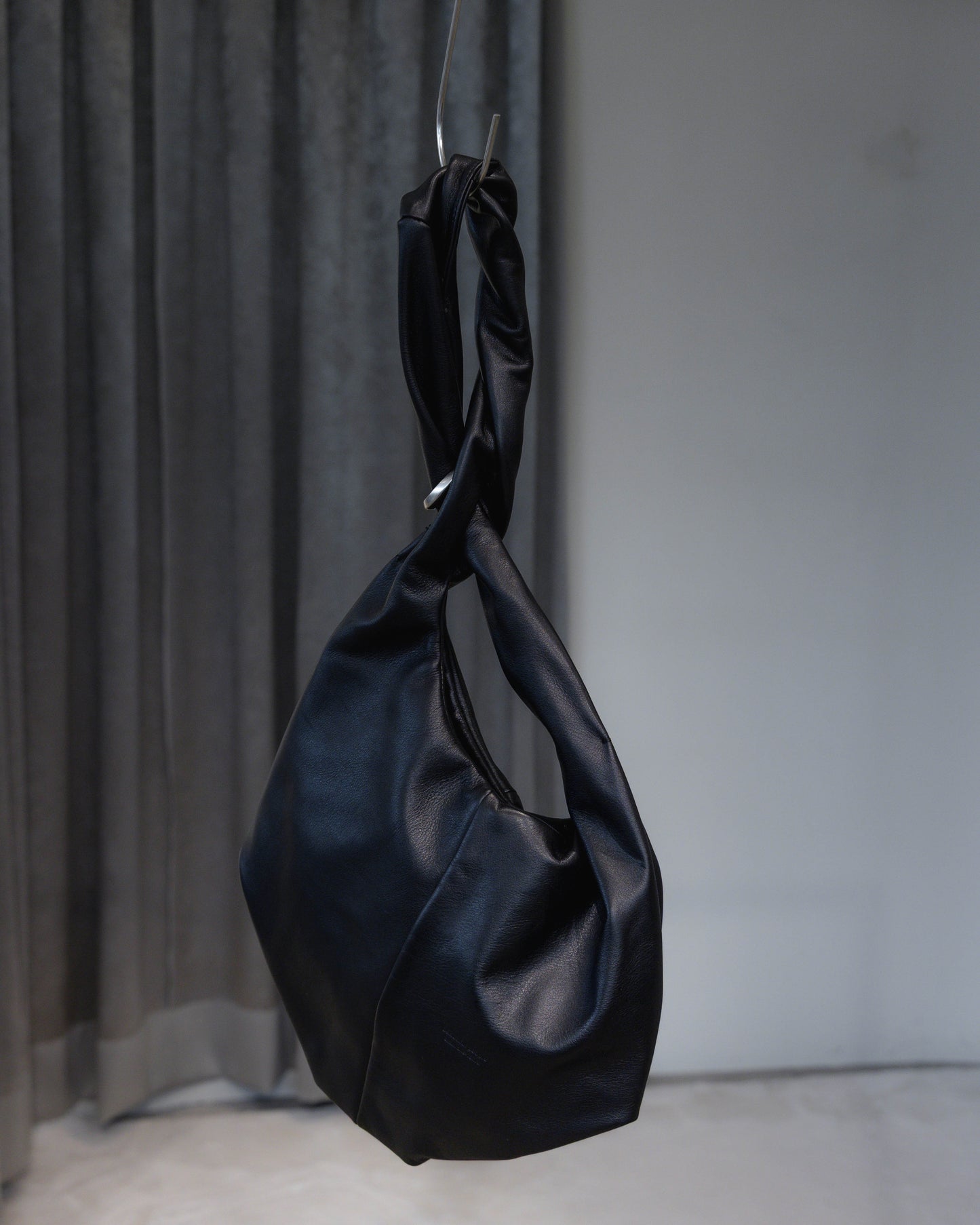 klein two way bag in smooth leather m