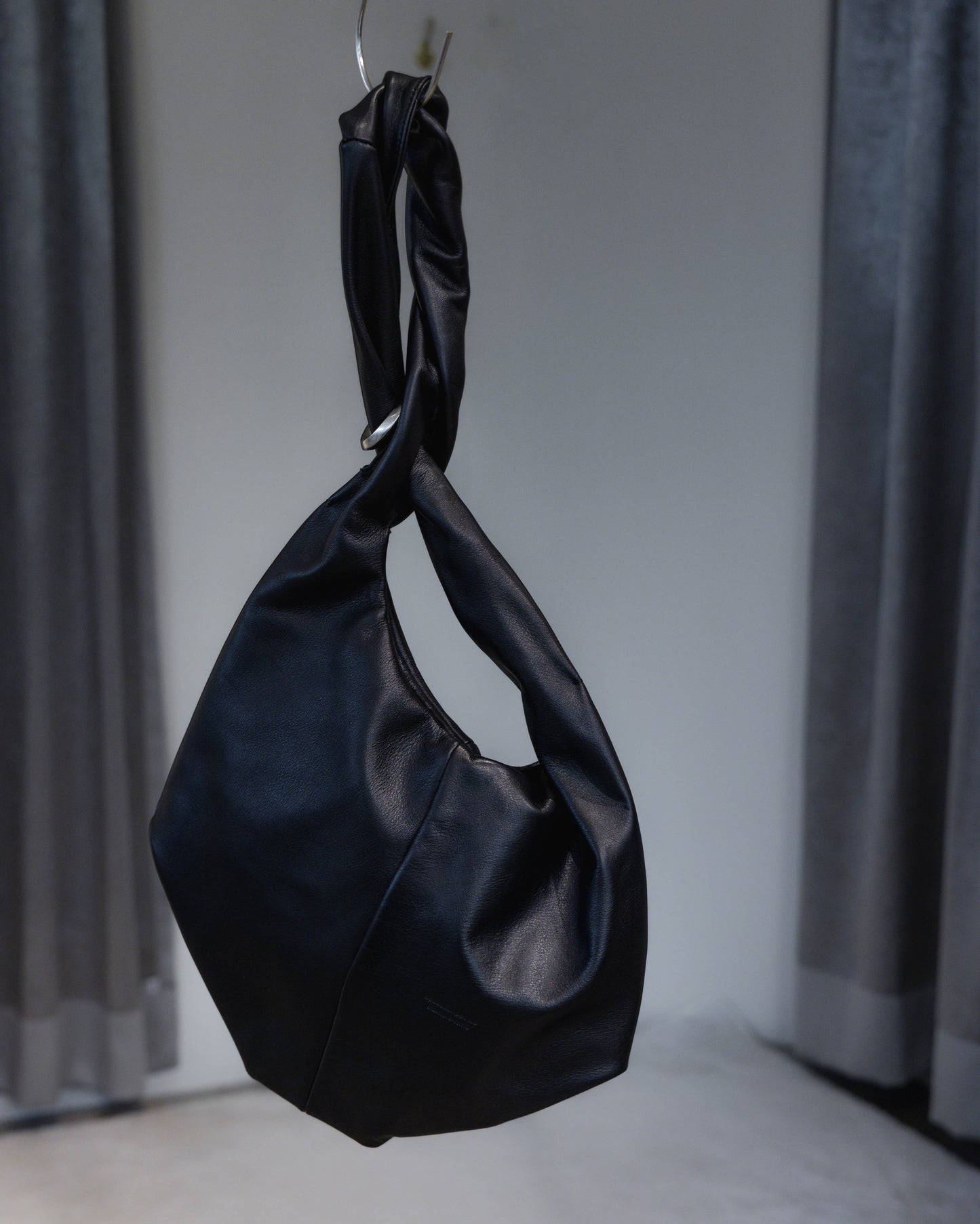 klein two way bag in smooth leather m