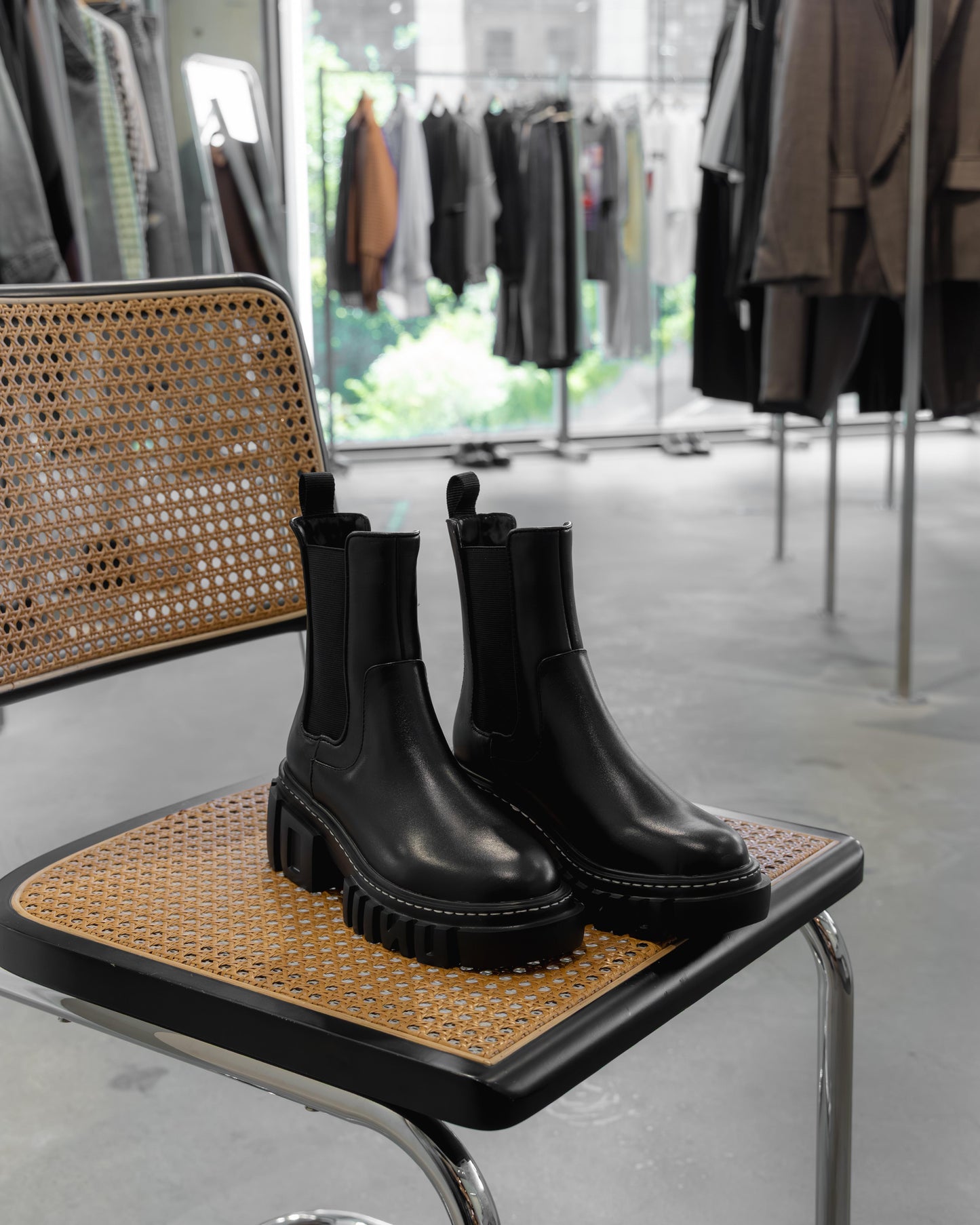 sole sidegore boots
