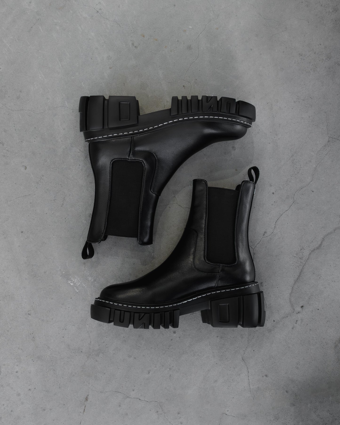 sole sidegore boots