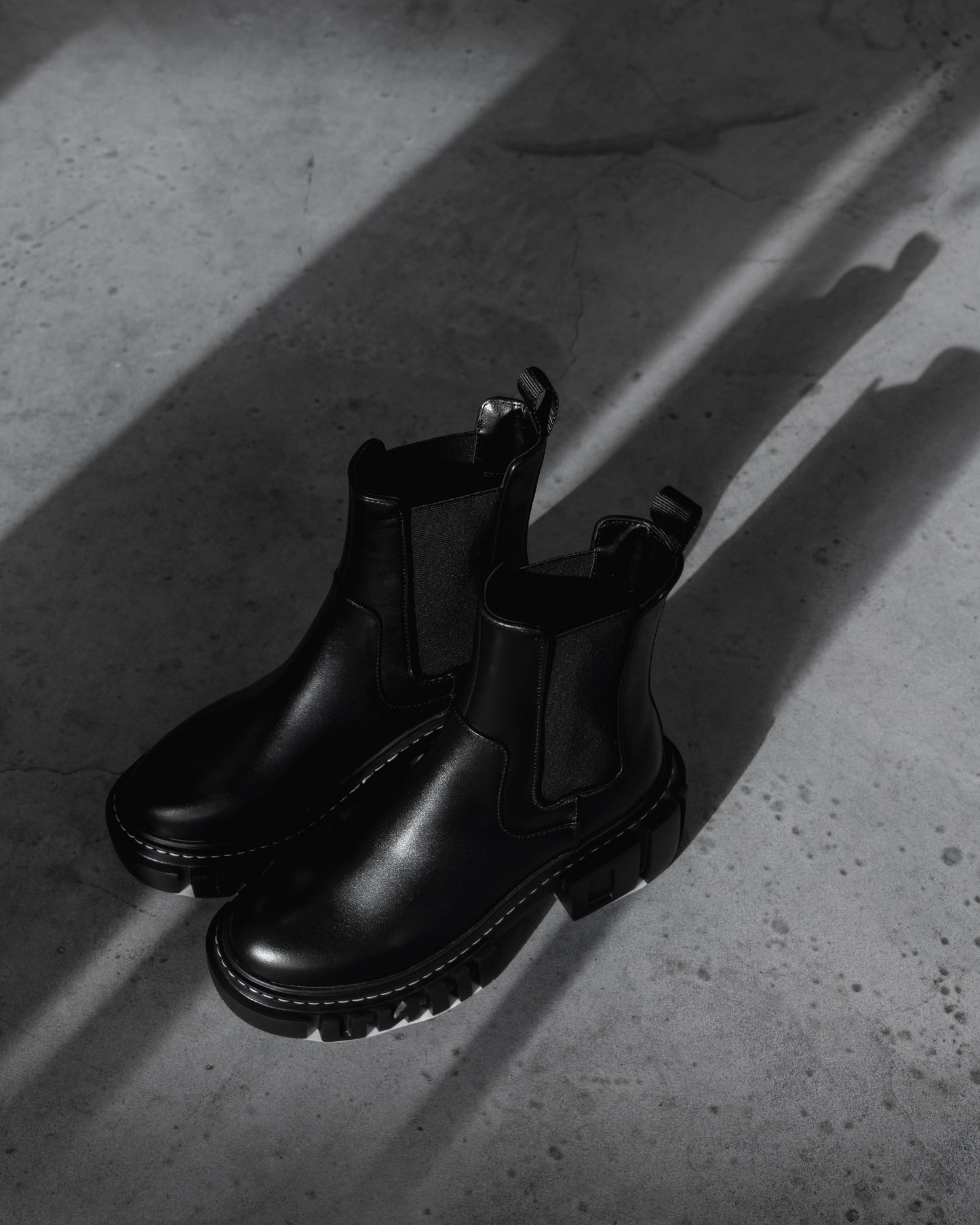 sole sidegore boots