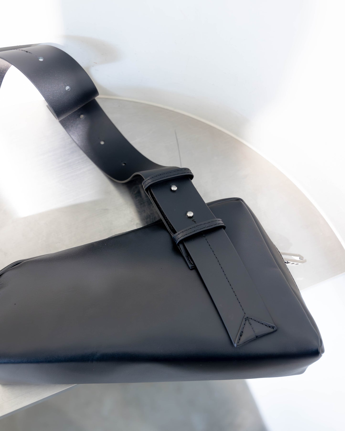 irregular triangle leather bag