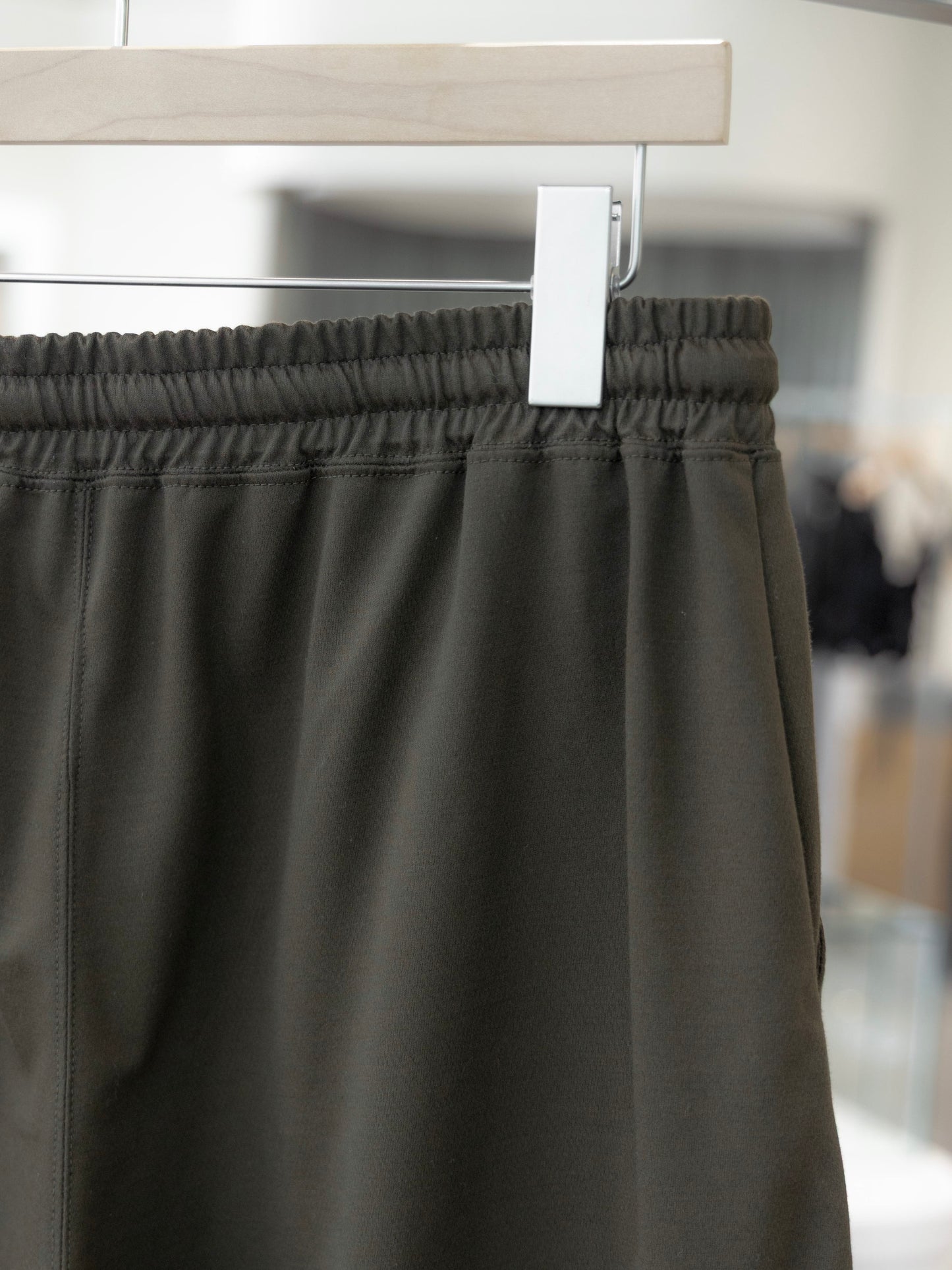 ice pack reverse mesh / easy shorts