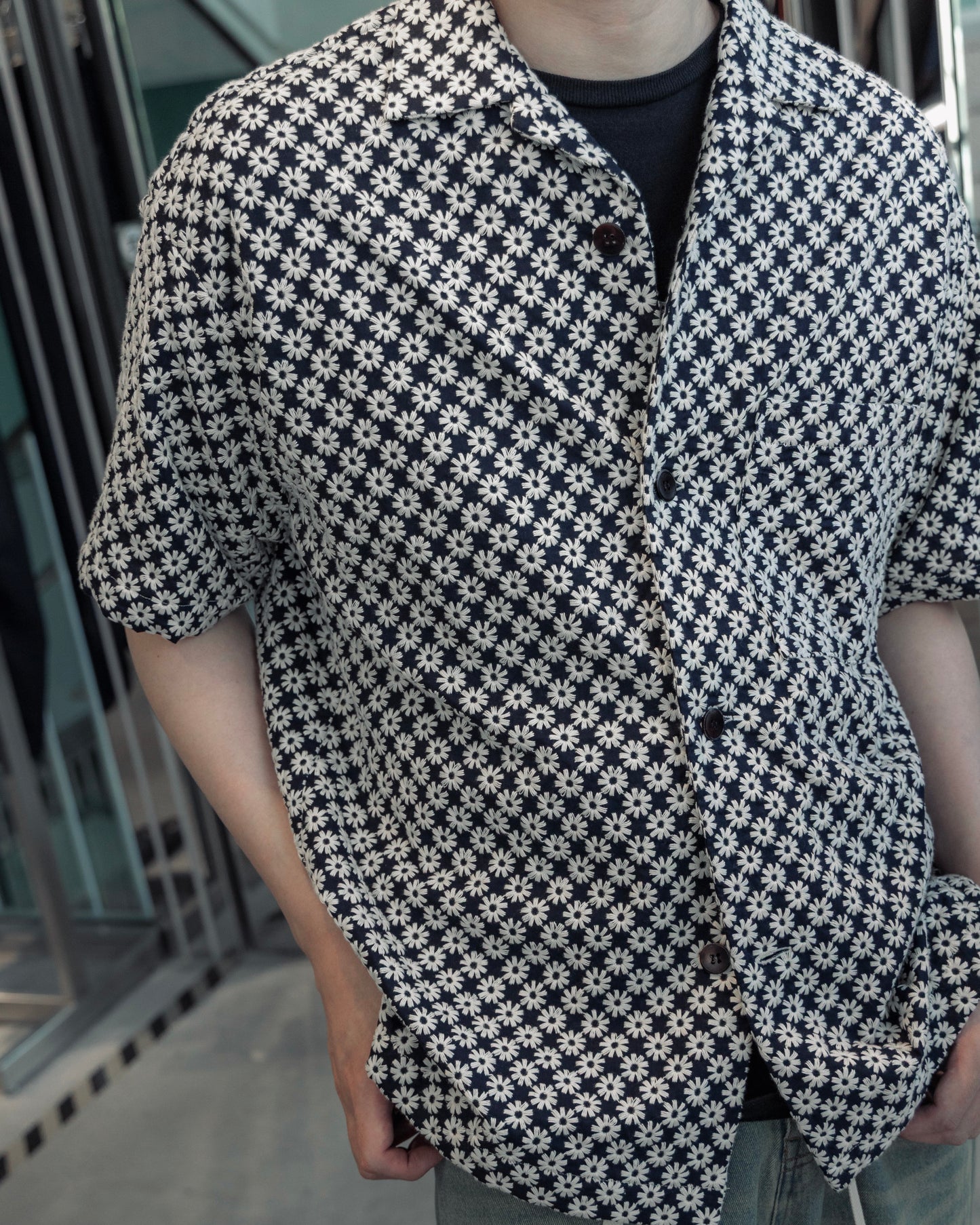 flower lace / open collar shirt