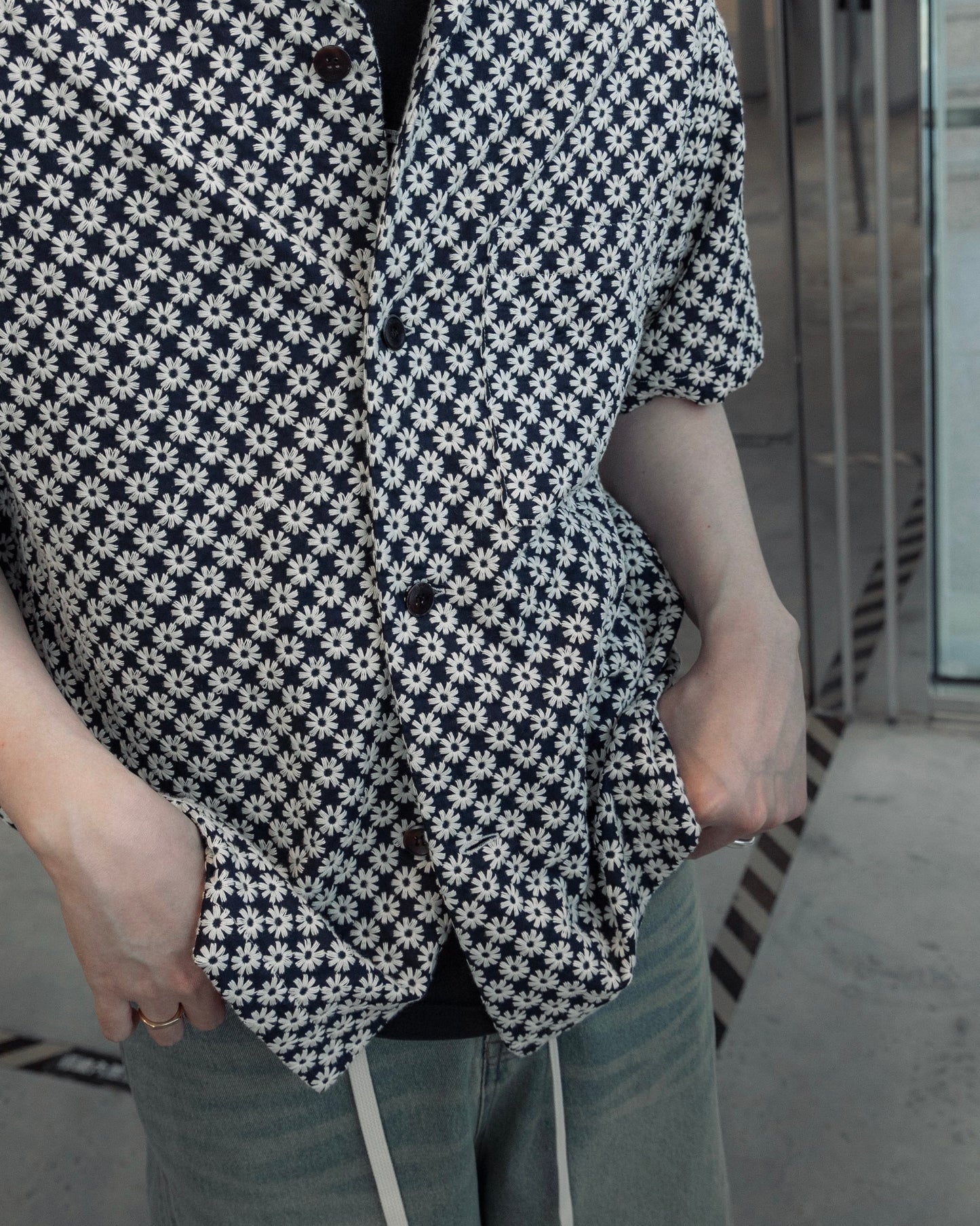 flower lace / open collar shirt