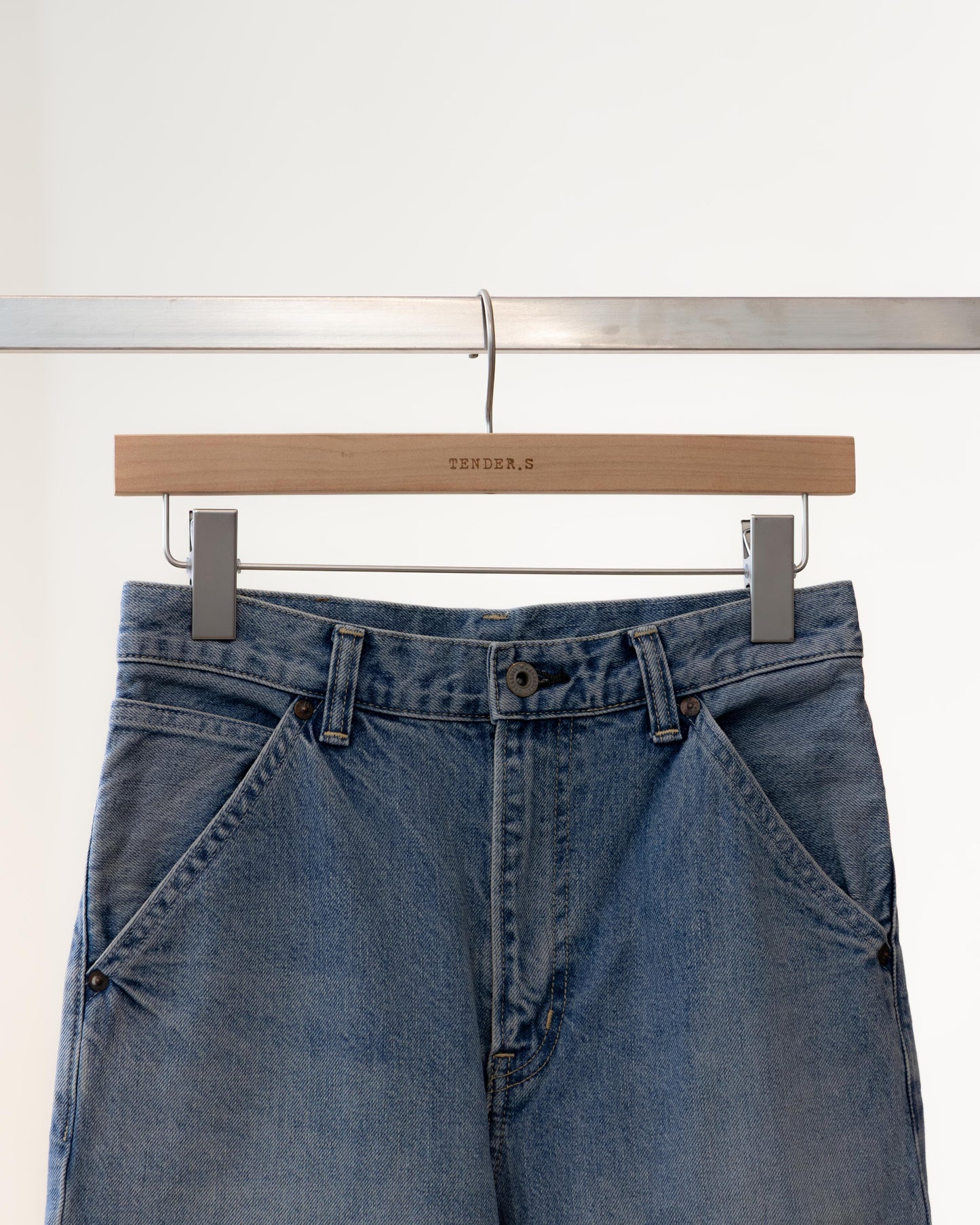 wide denim pants
