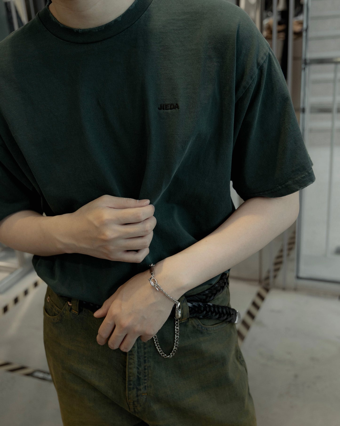 damage pigment logo boxy tee