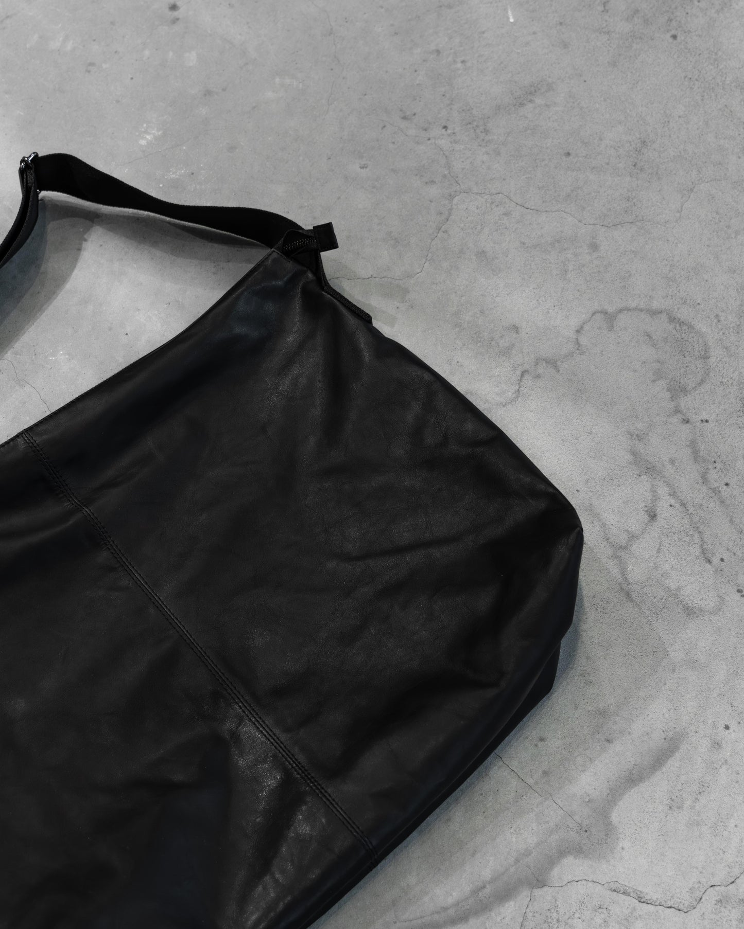 waterproof light leather messenger bag