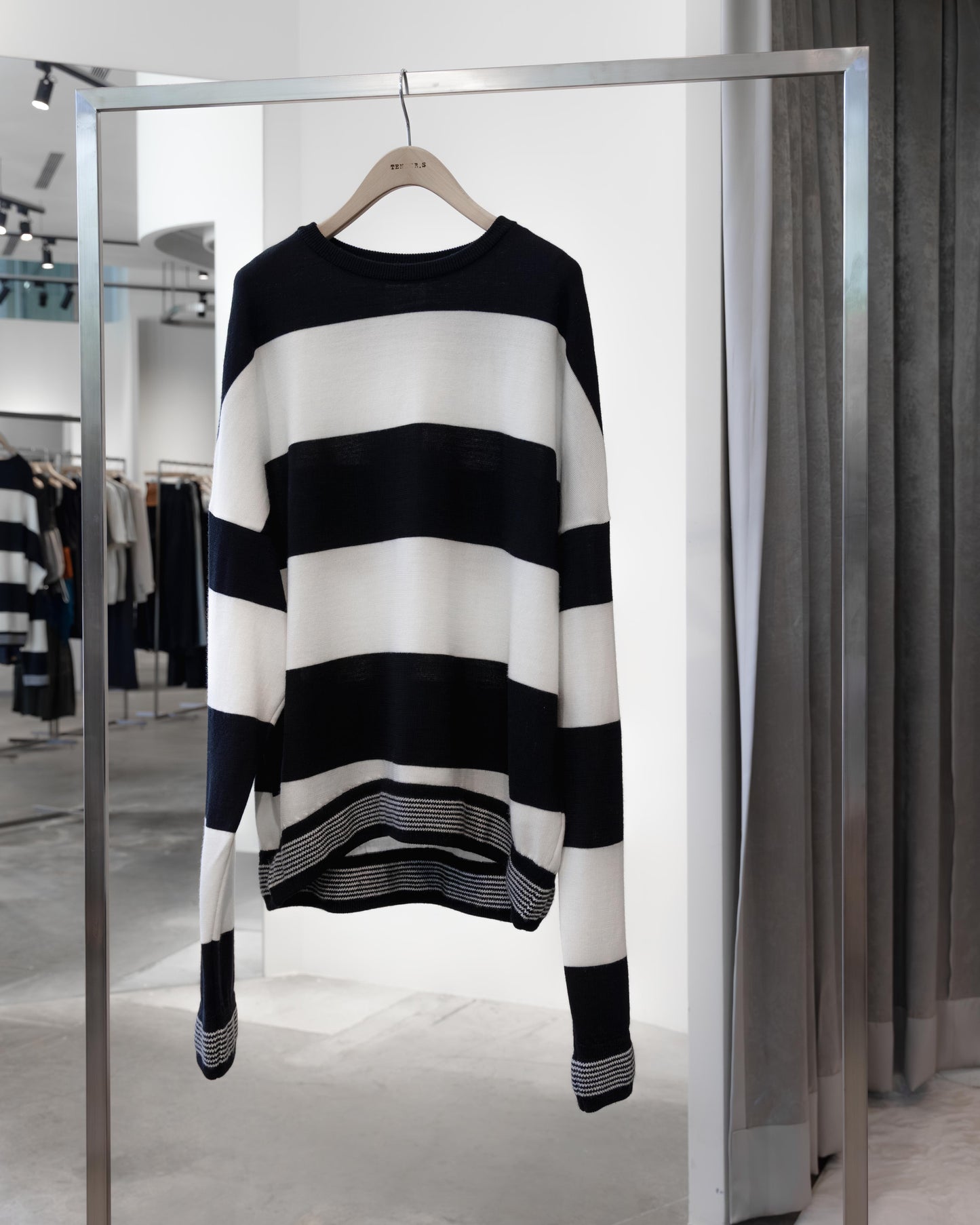 sise border knit
