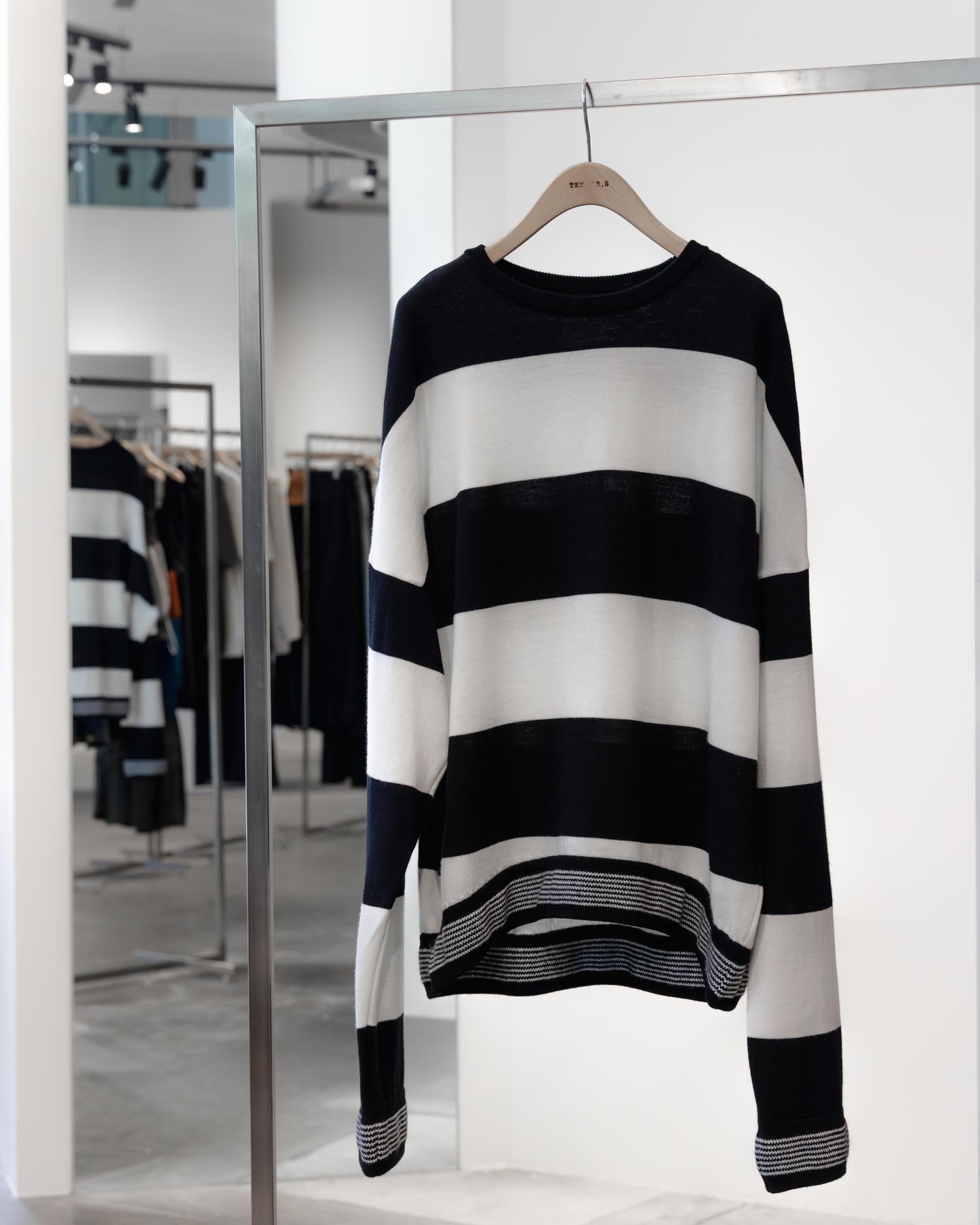 sise border knit