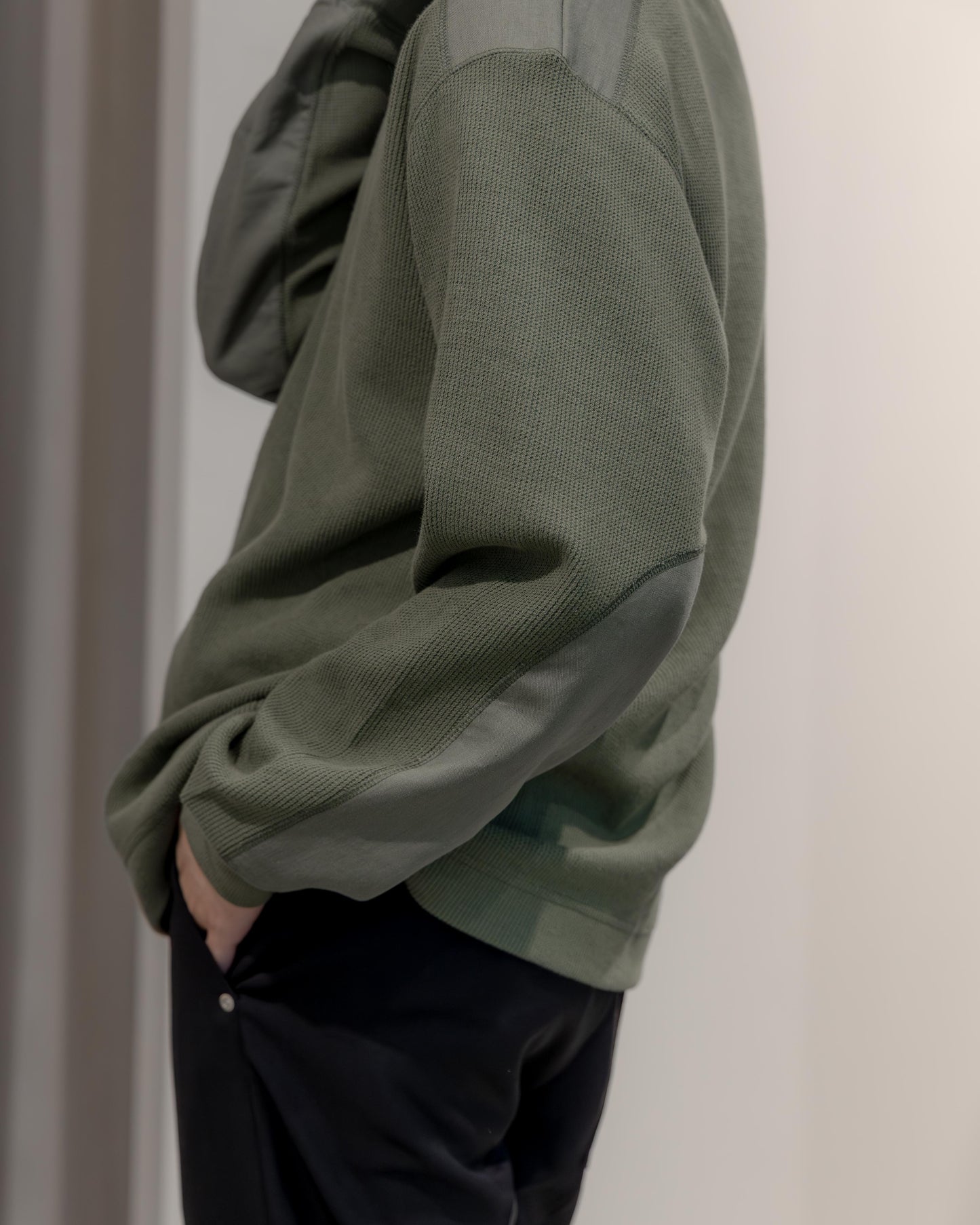 knit crew neck pullover