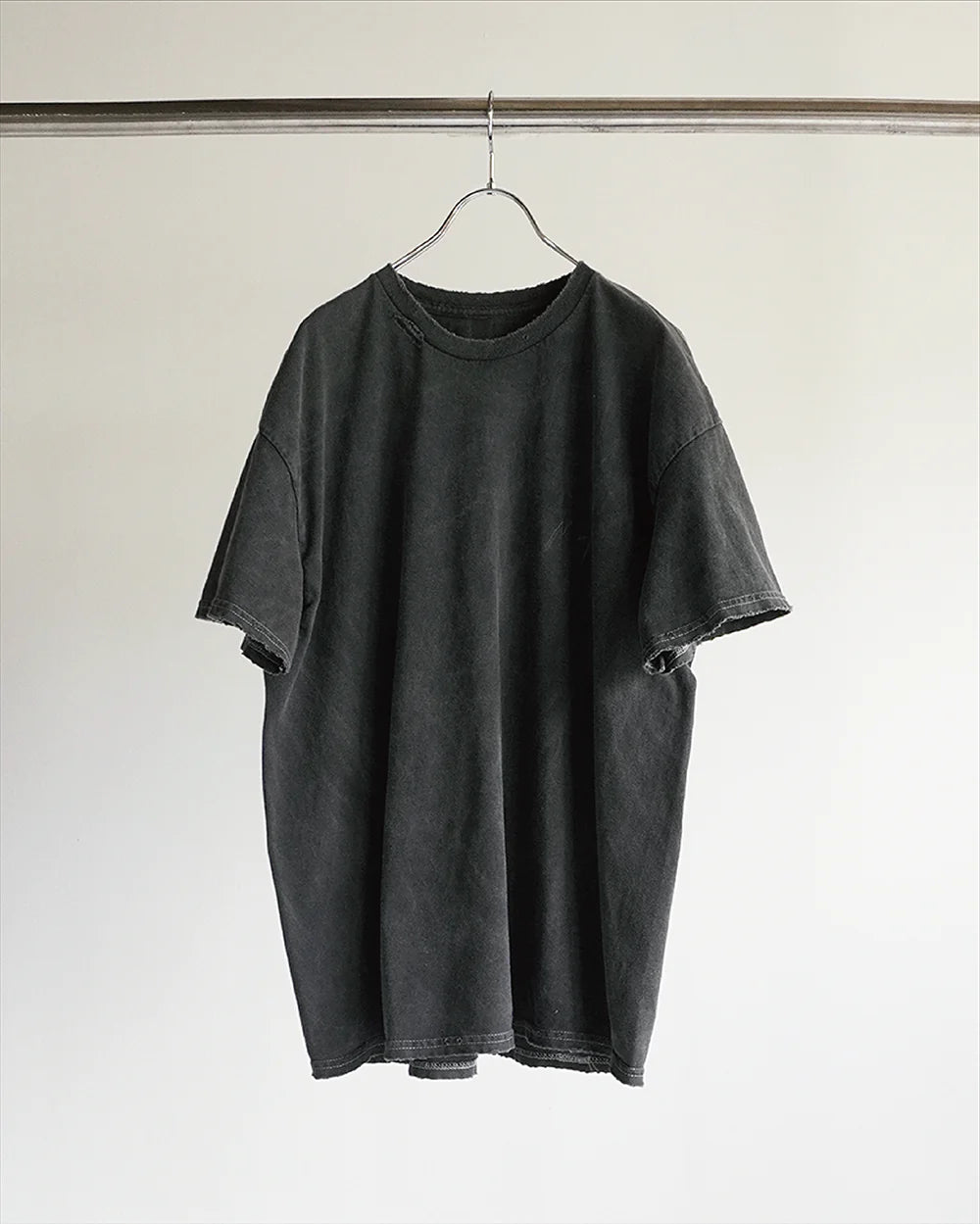 embroidery dyed t-shirt