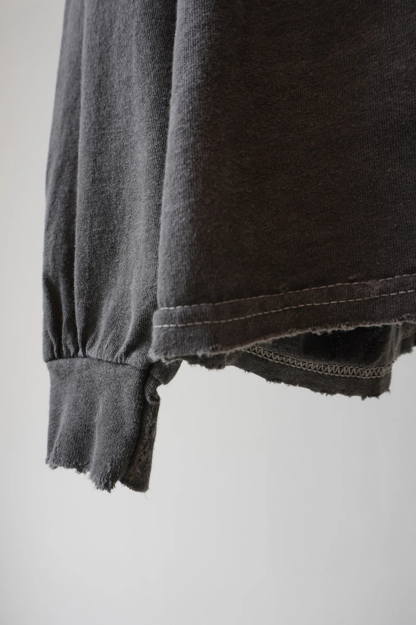 embroidery dyed ls t-shirt