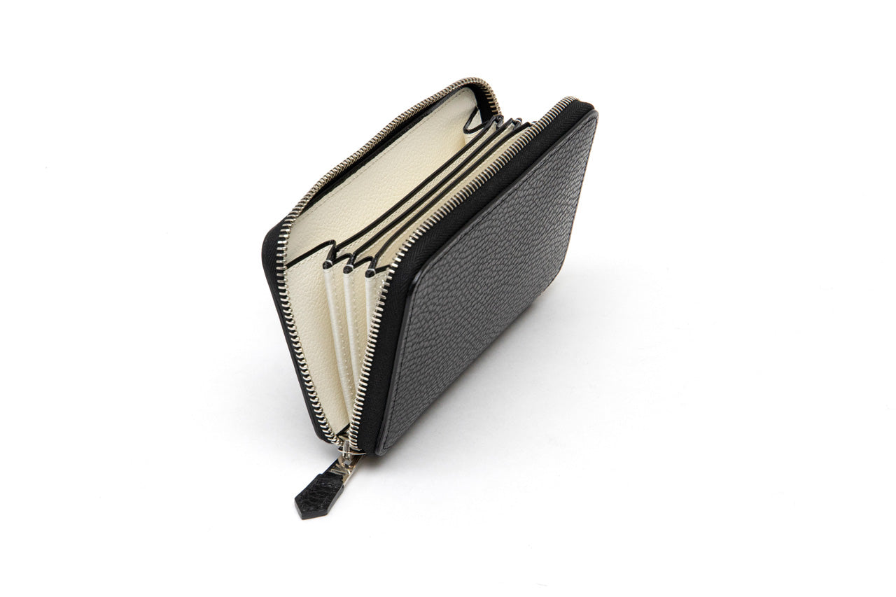 middle zip wallet