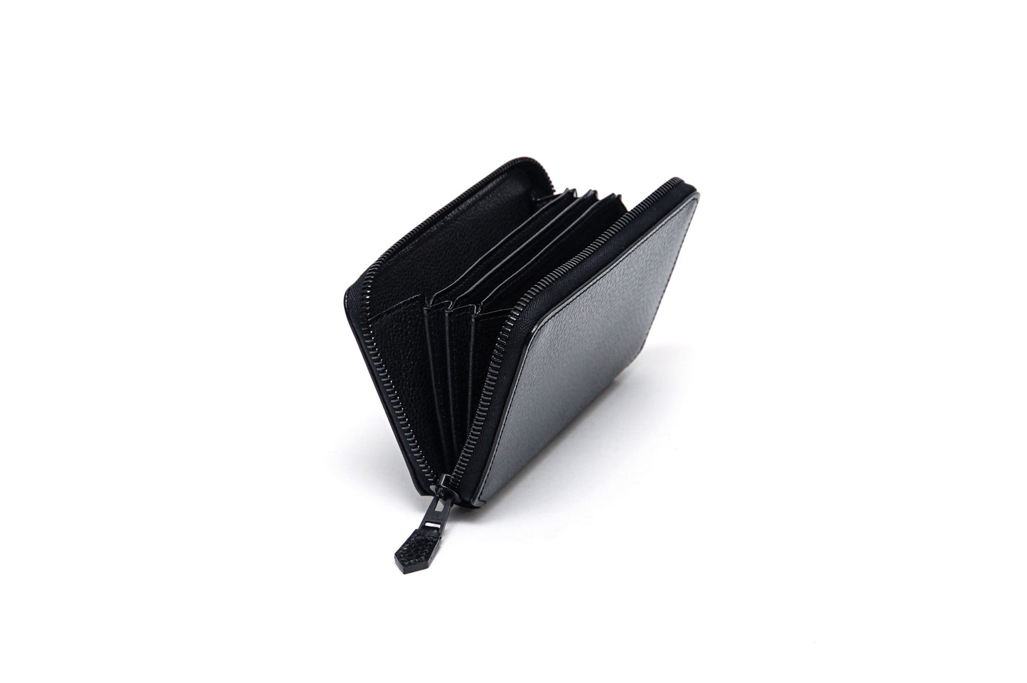 middle zip wallet