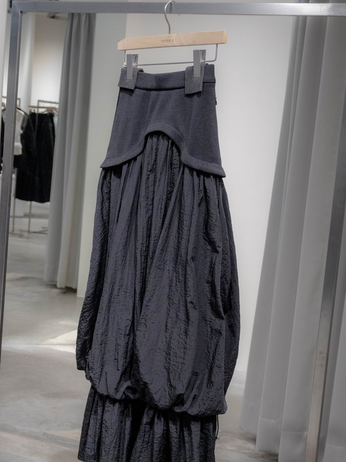 volume balloon skirt