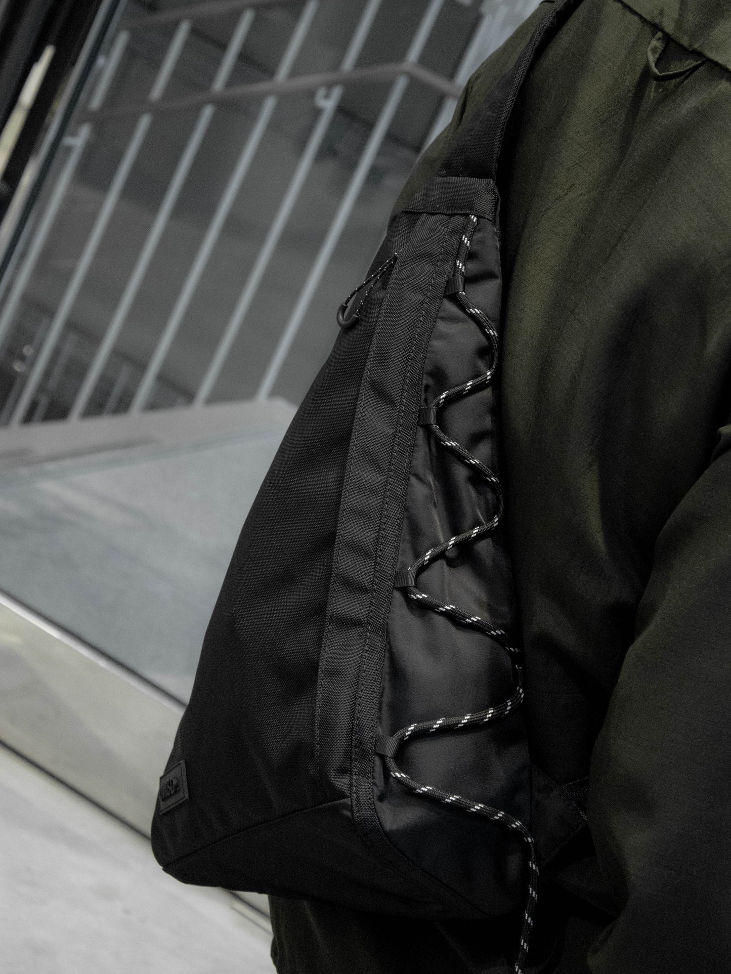 wave sling bag