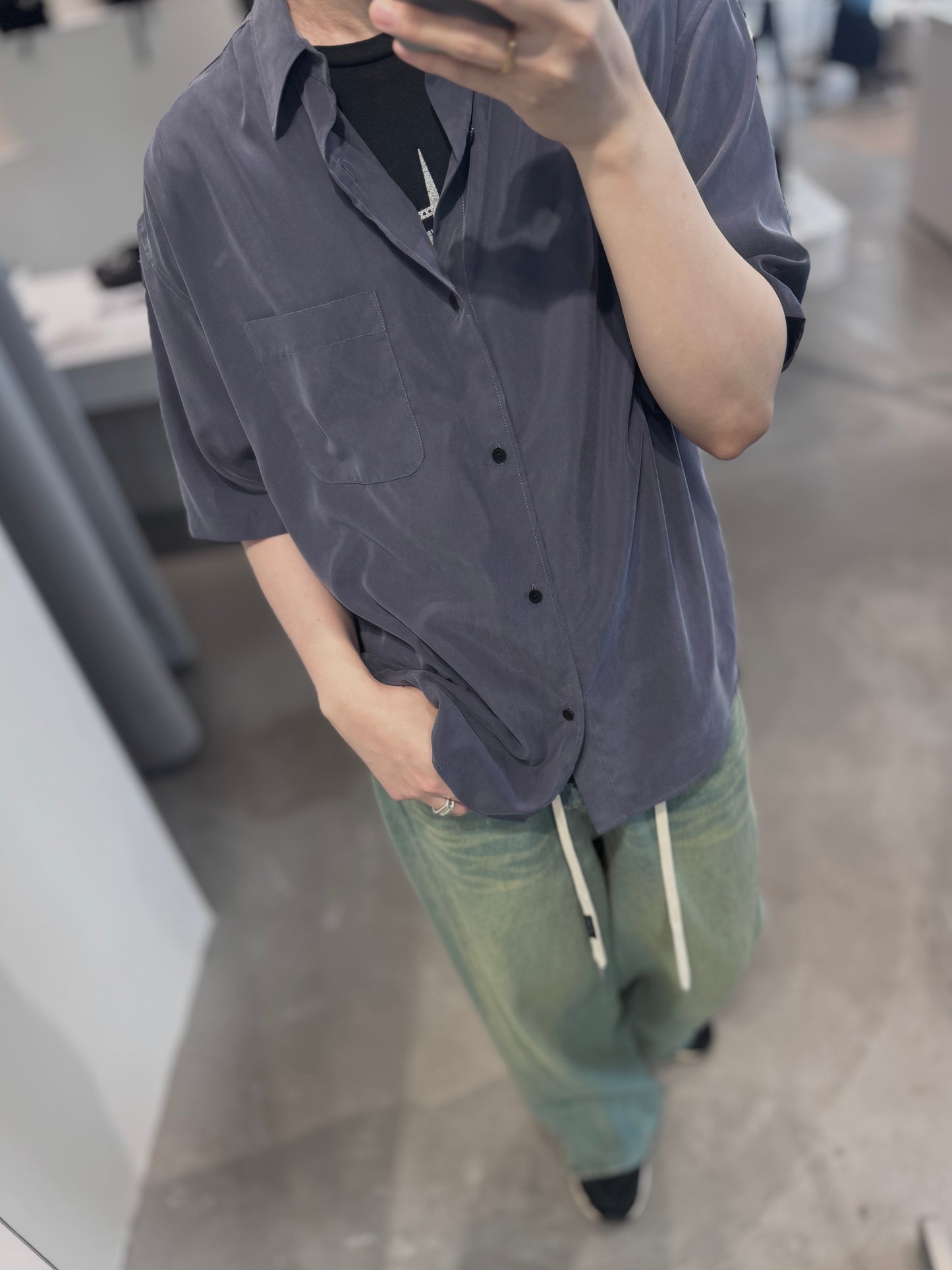 t/r powder cloth / drape tack shirt