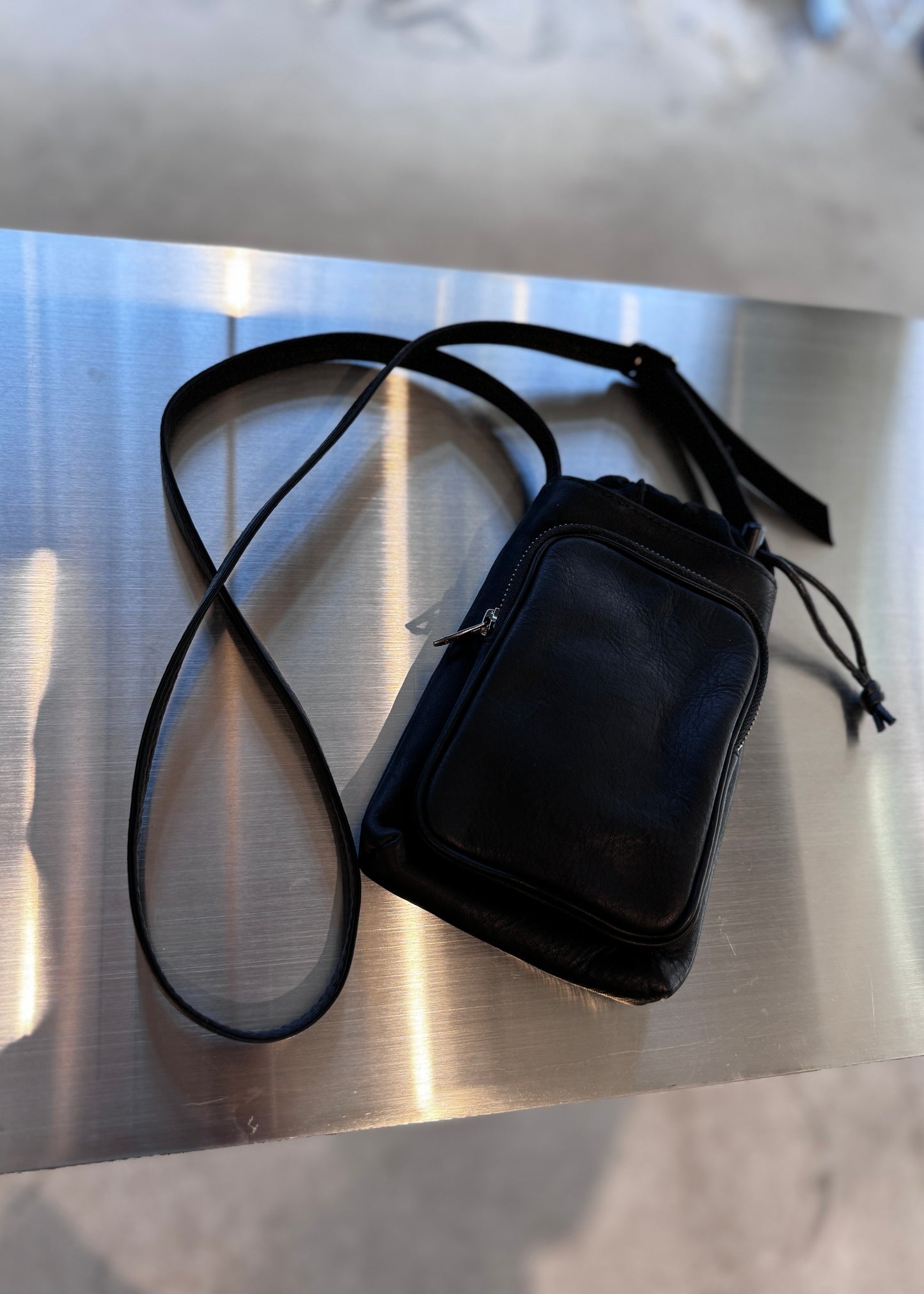 water proof washable leather mobile bag