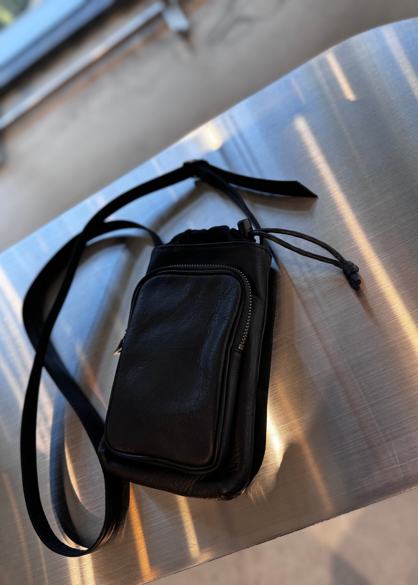 water proof washable leather mobile bag