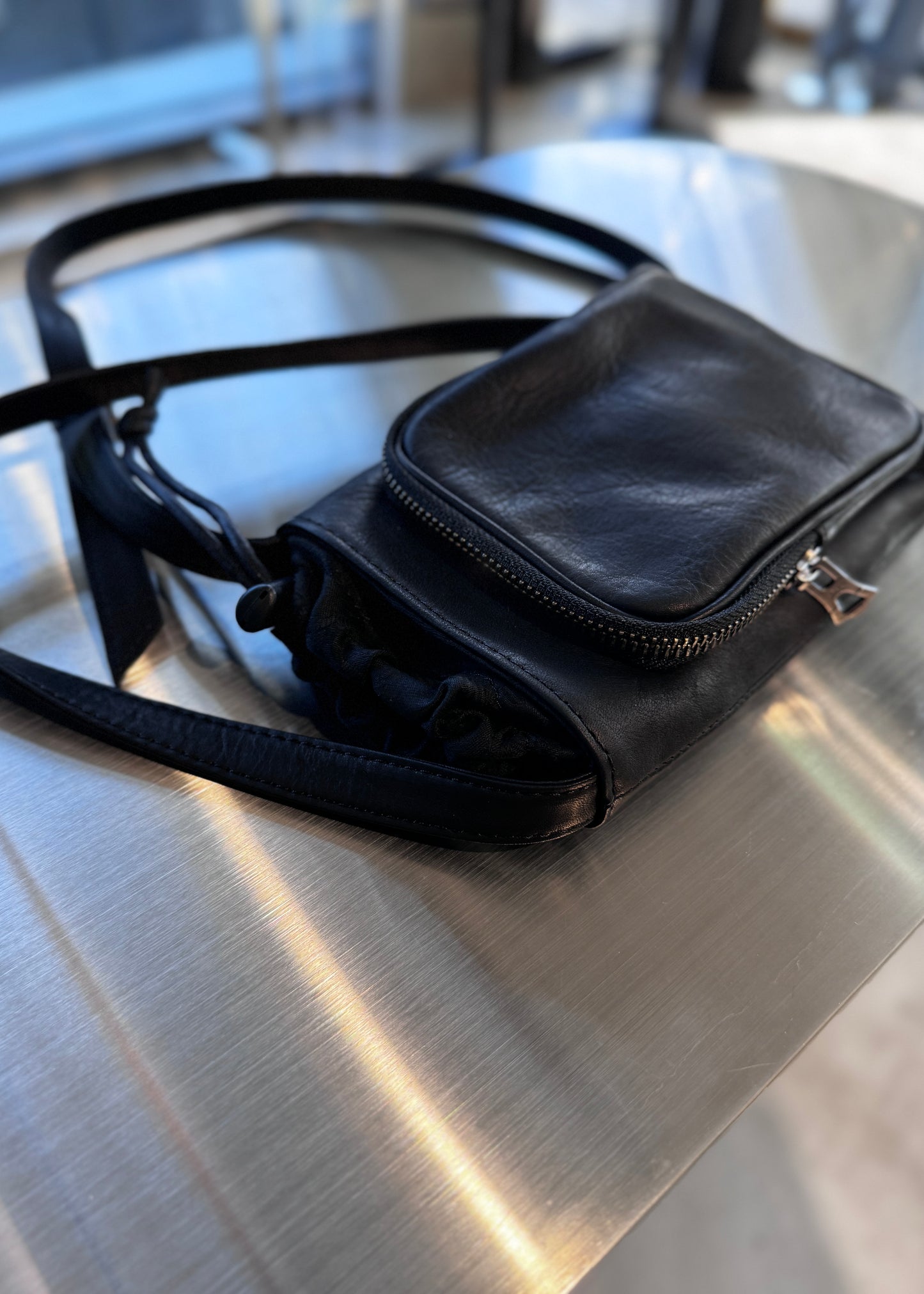 water proof washable leather mobile bag