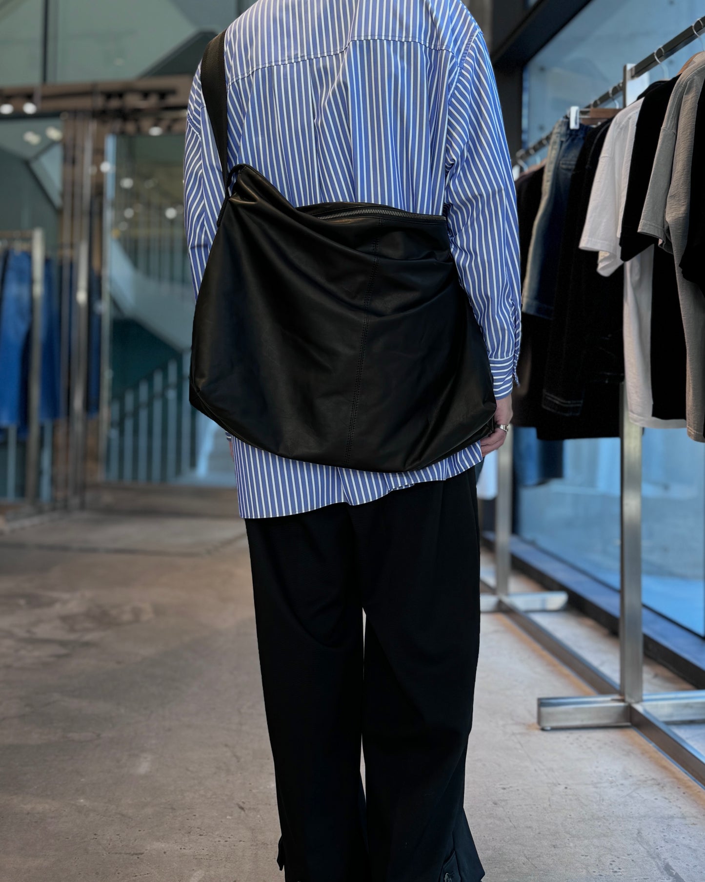 waterproof light leather messenger bag