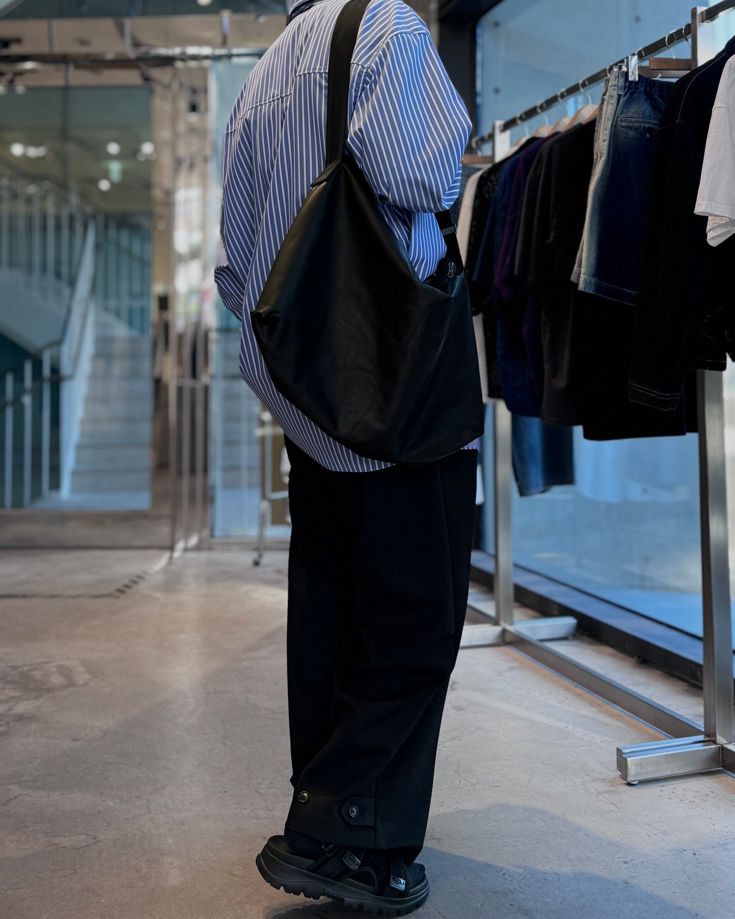 waterproof light leather messenger bag