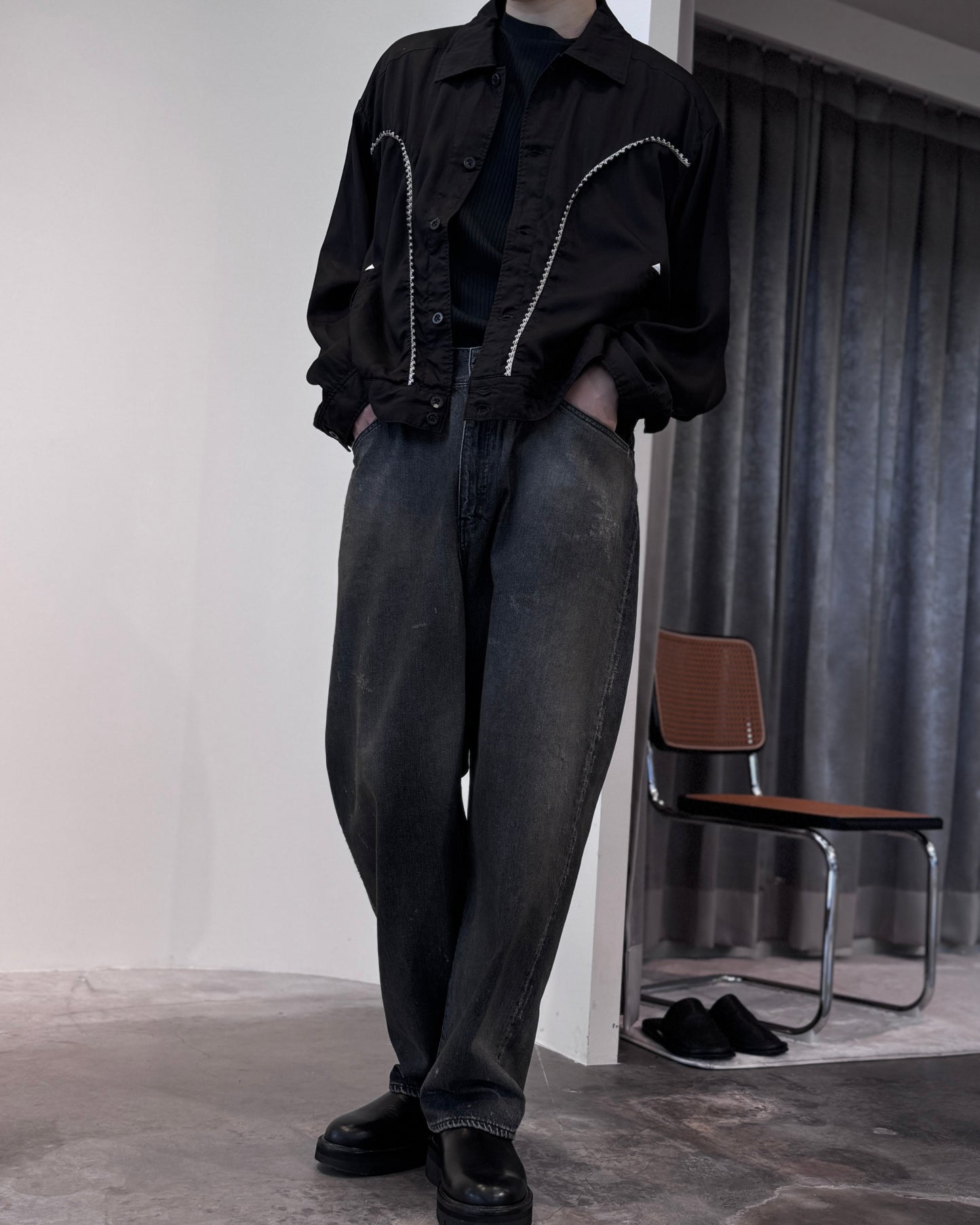 tapered denim pants