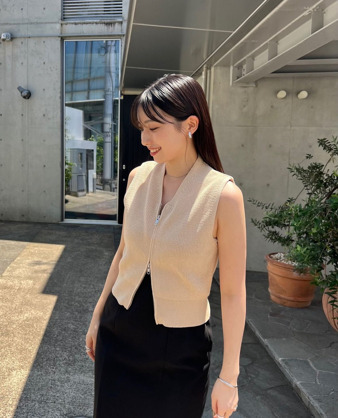 zip compact knit vest