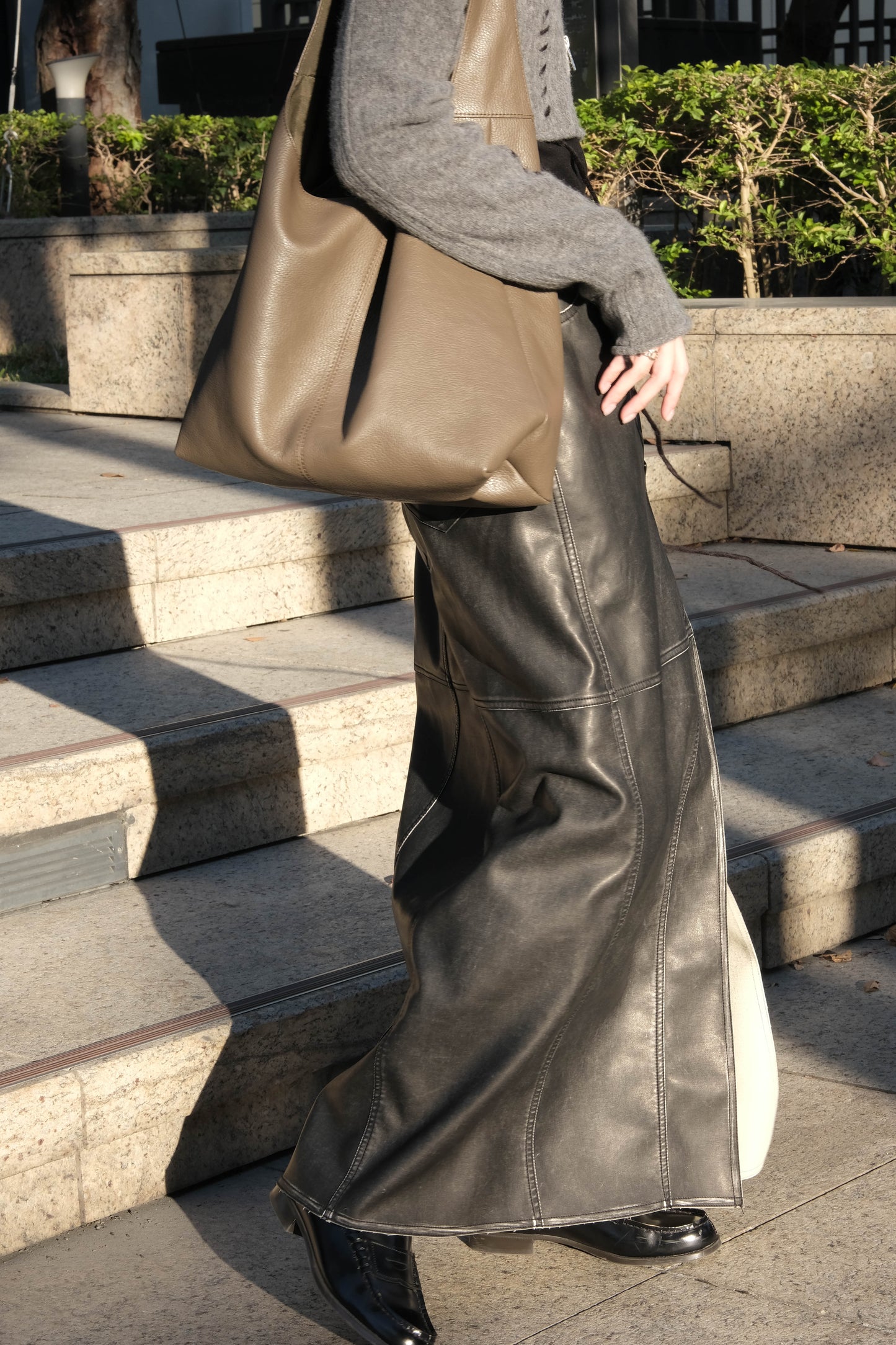 milano grain leather eco tote