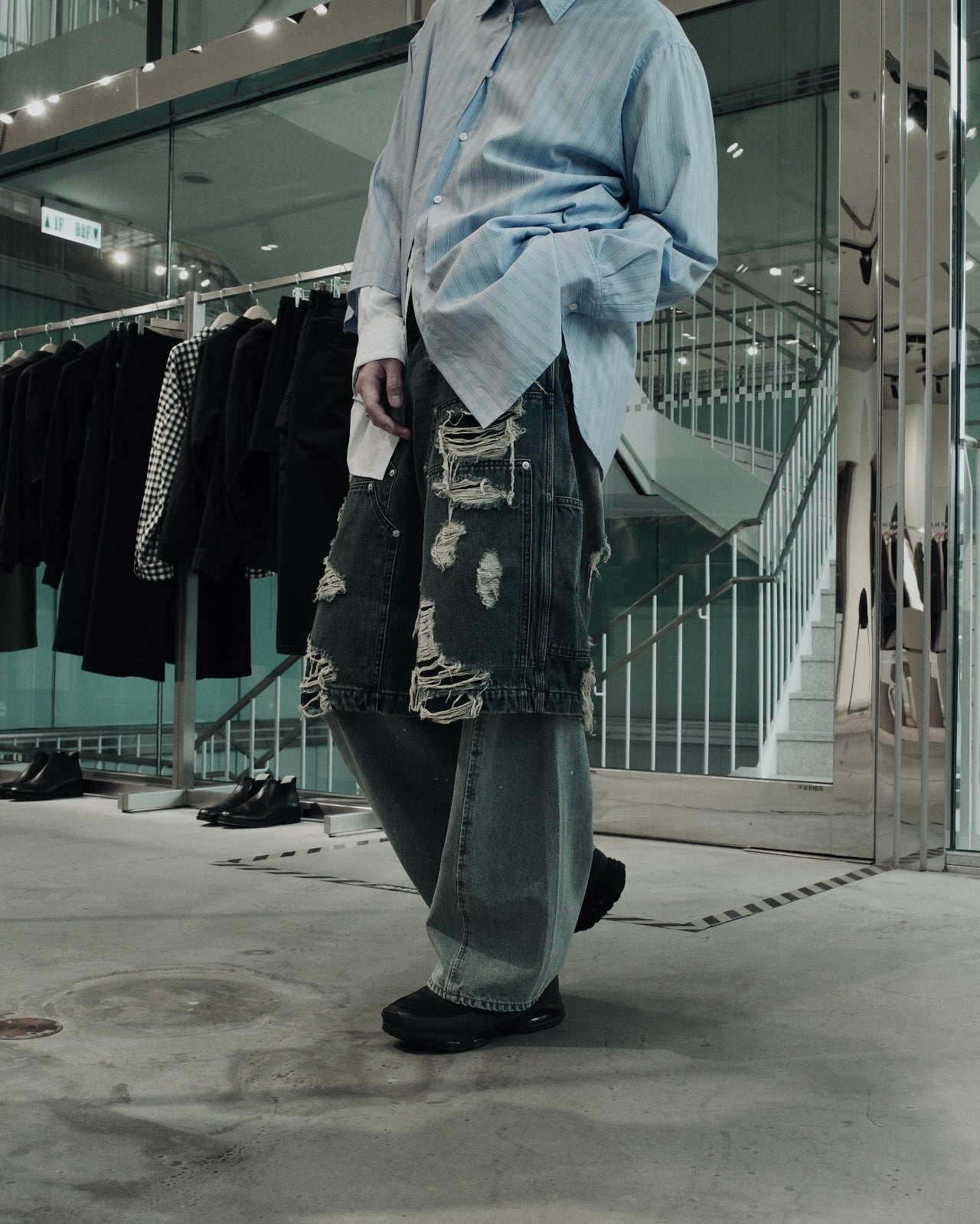 layered denim pants