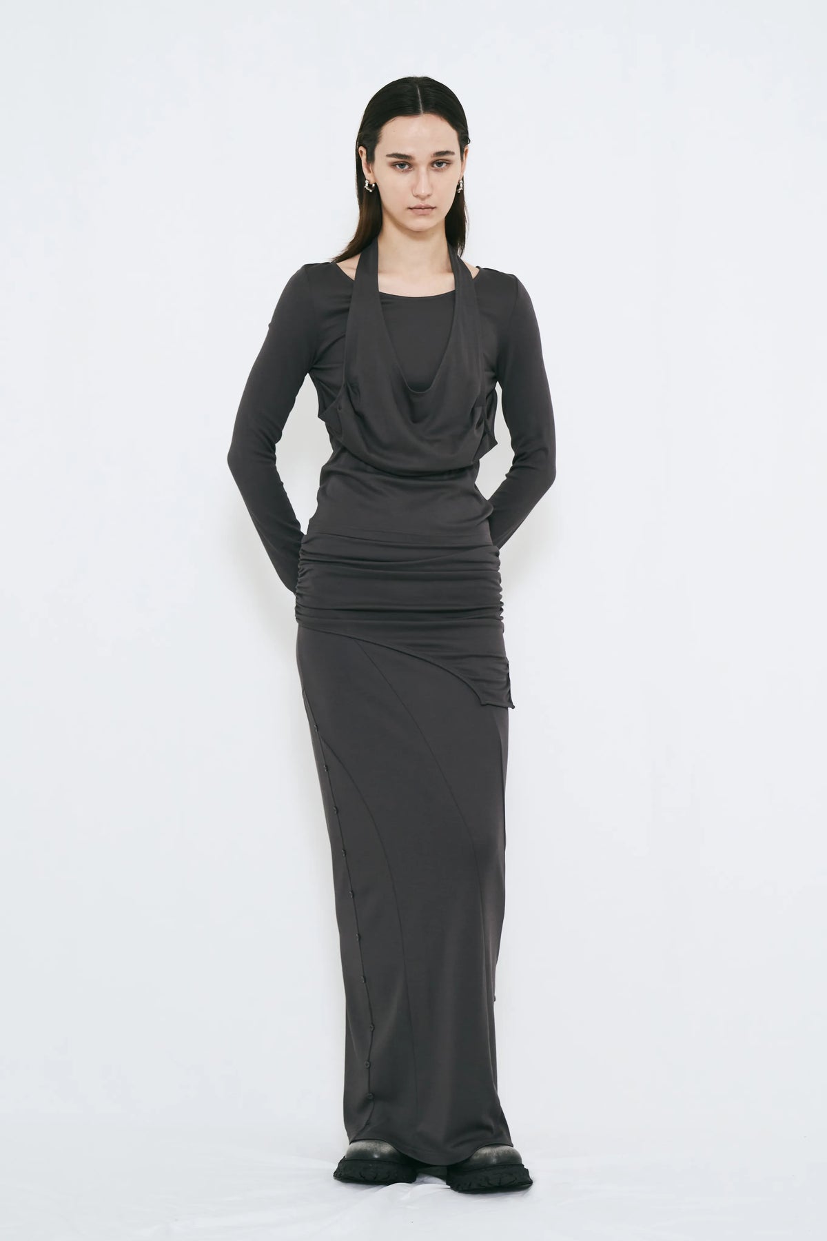 2way button maxi skirt