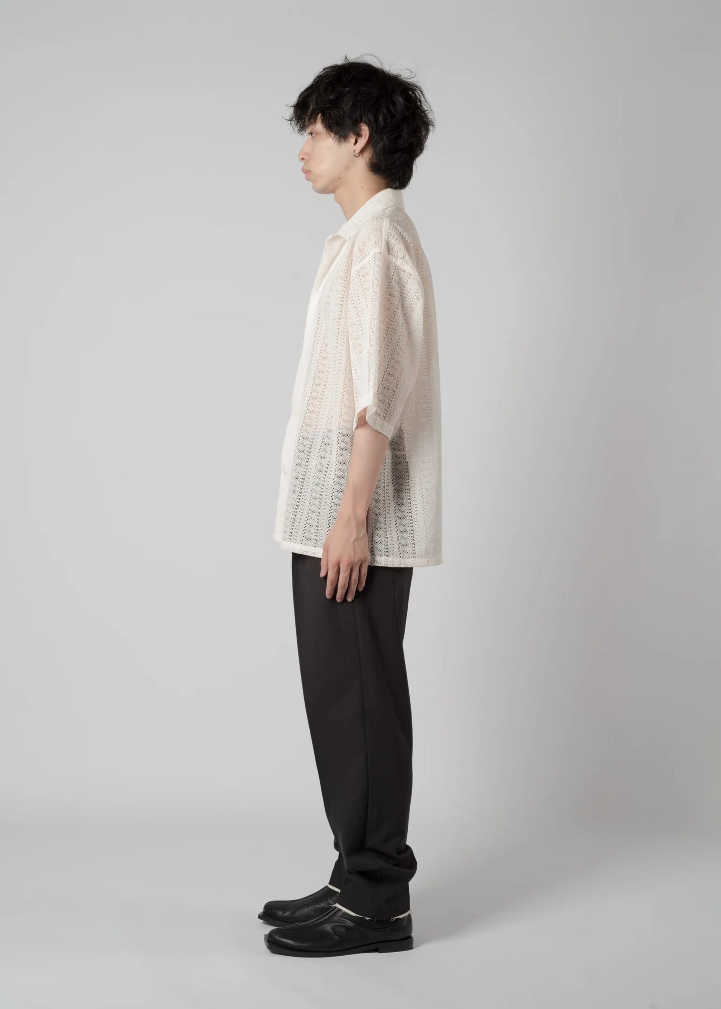 lace shirt